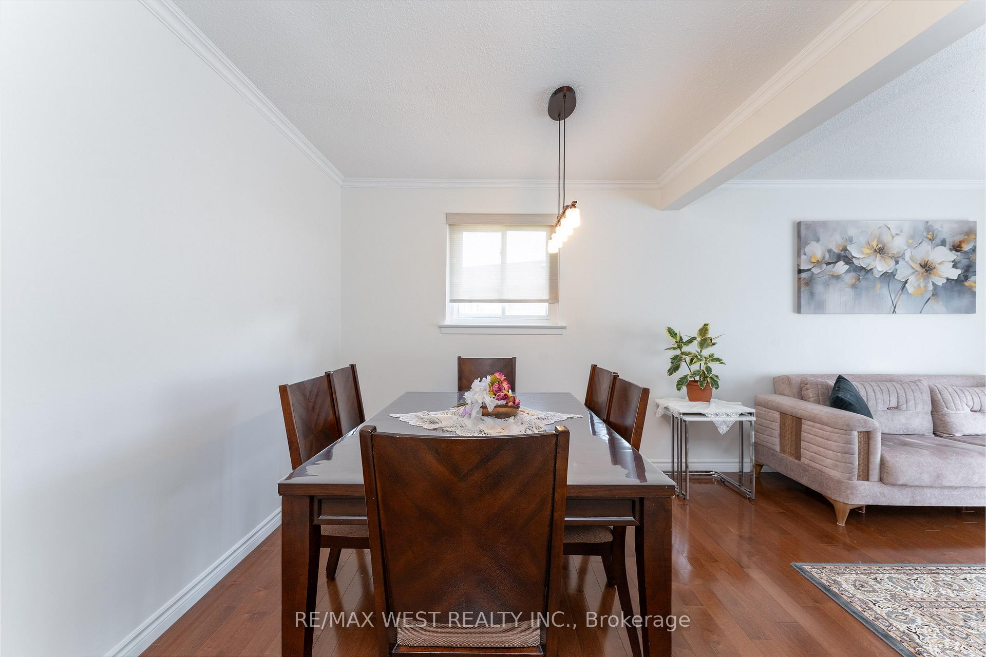 Photo 11 of 44 Fidelia Crescent, Brampton, Southgate — HOMEH