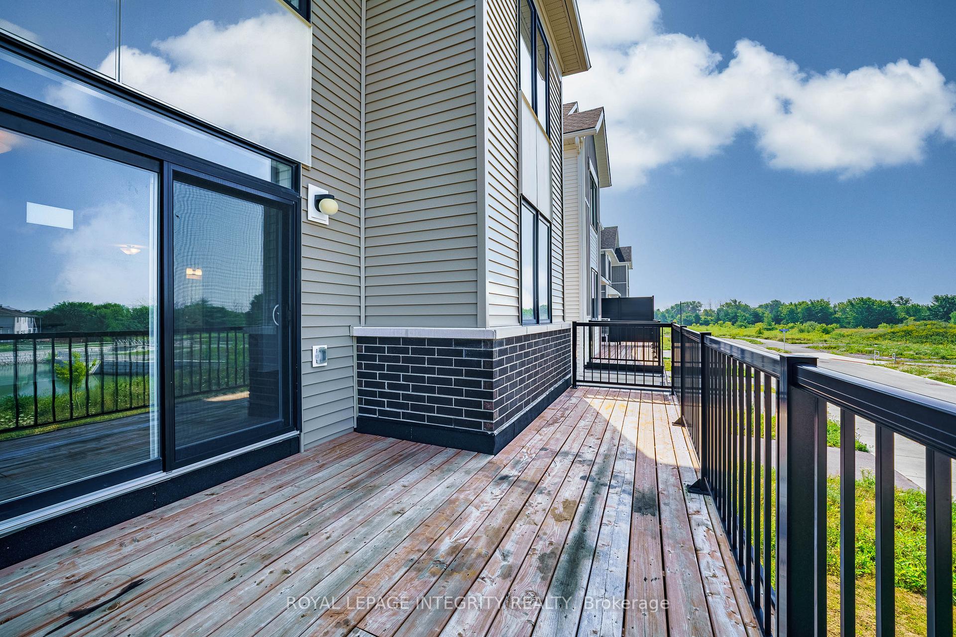 Photo 3 of 610 Damson Gardens Grove, Ottawa, Barrhaven - Heritage Park — HOMEH