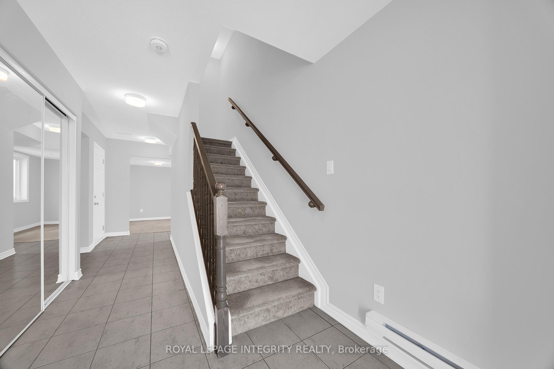 Photo 21 of 610 Damson Gardens Grove, Ottawa, Barrhaven - Heritage Park — HOMEH