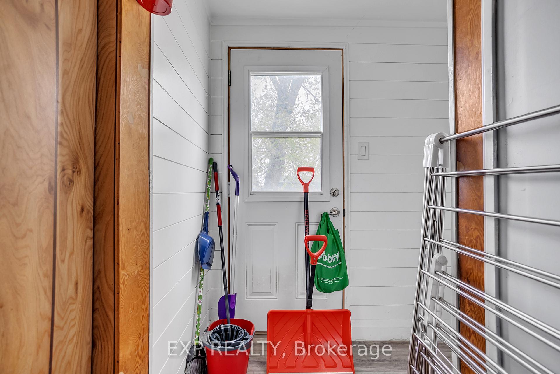 Photo 8 of 45 Purdy Street, Belleville, Belleville Ward — HOMEH