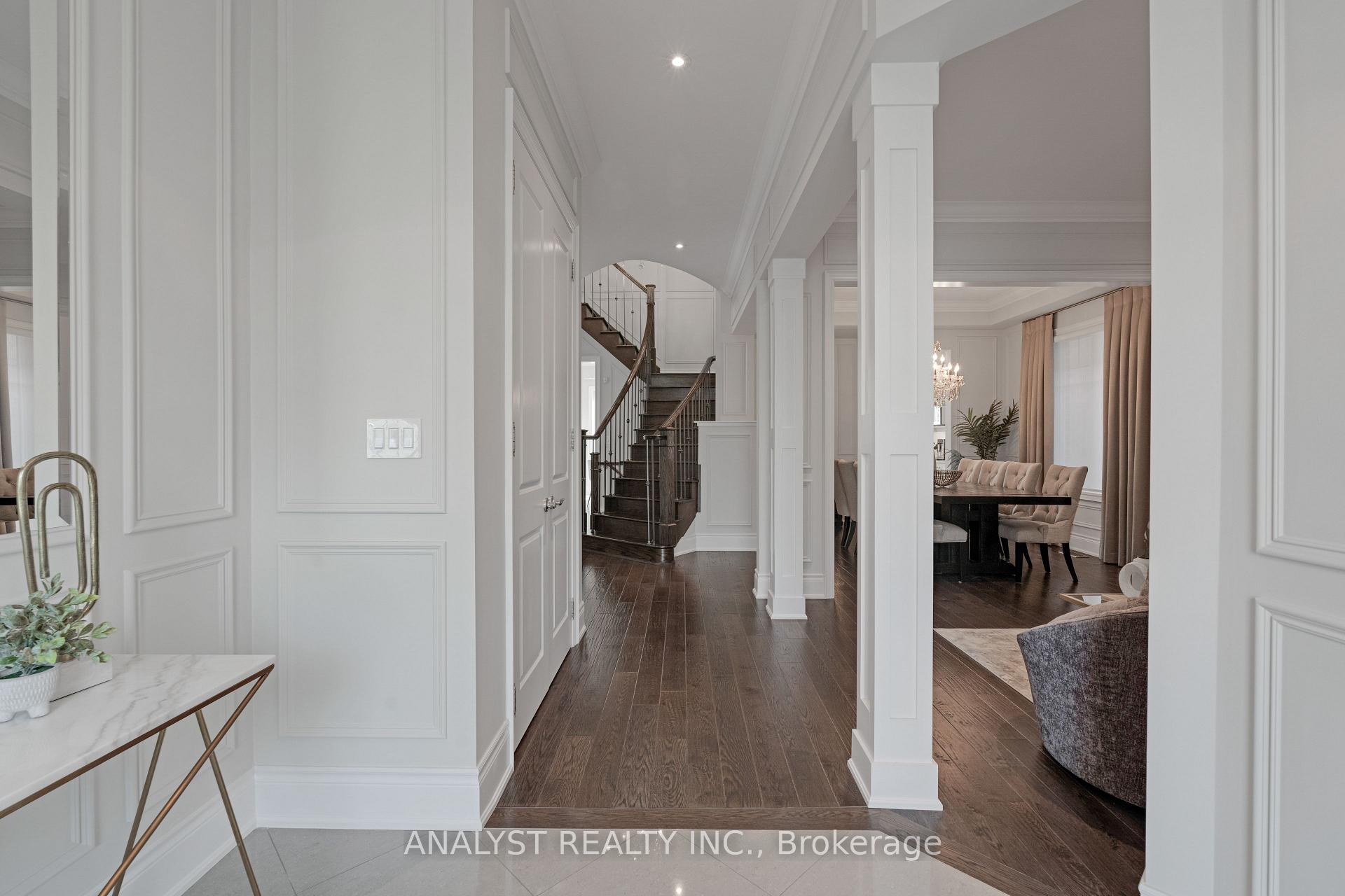 Photo 6 of 7 Torrey Pines Road, Vaughan, Kleinburg — HOMEH