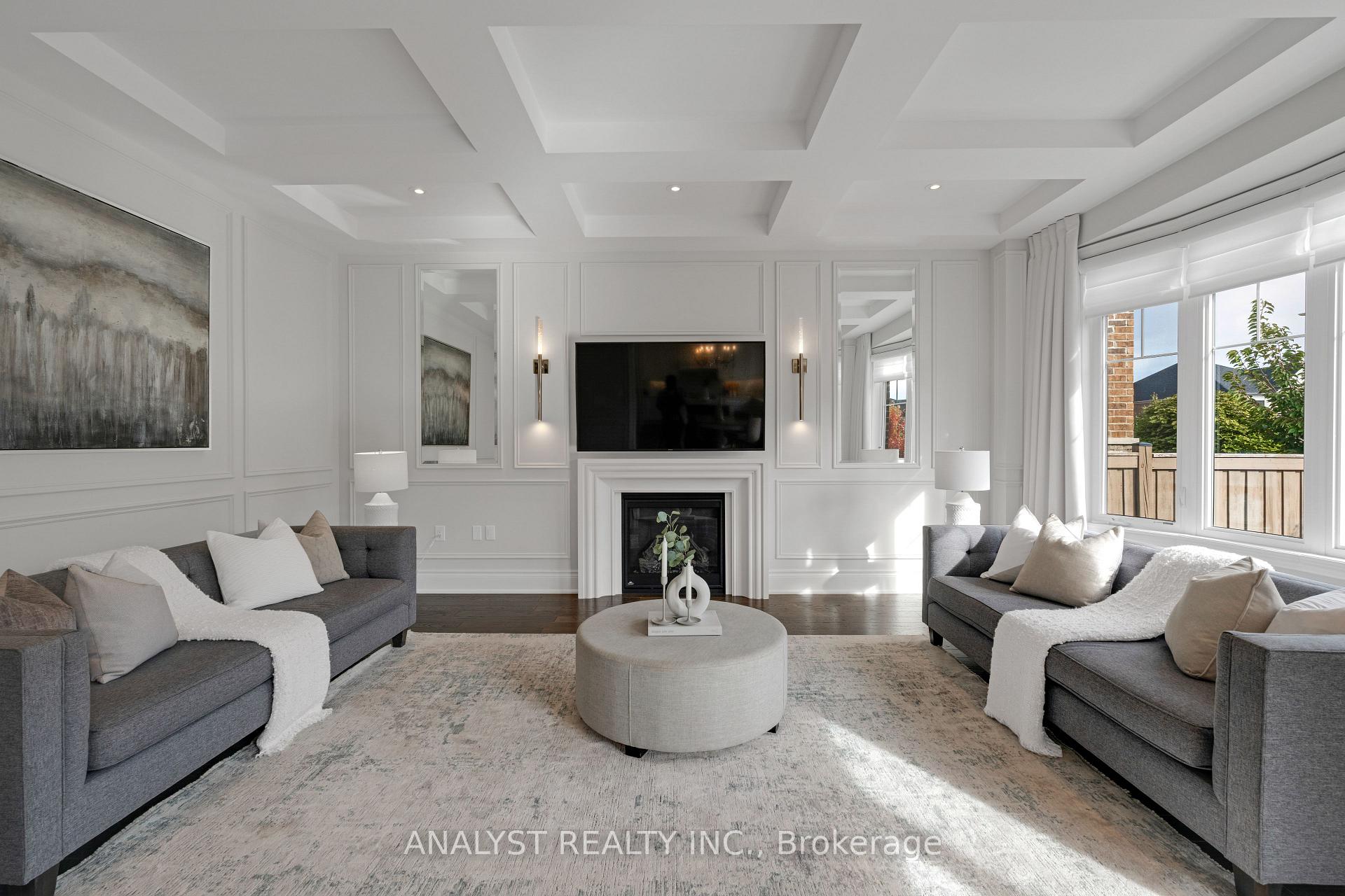Photo 8 of 7 Torrey Pines Road, Vaughan, Kleinburg — HOMEH