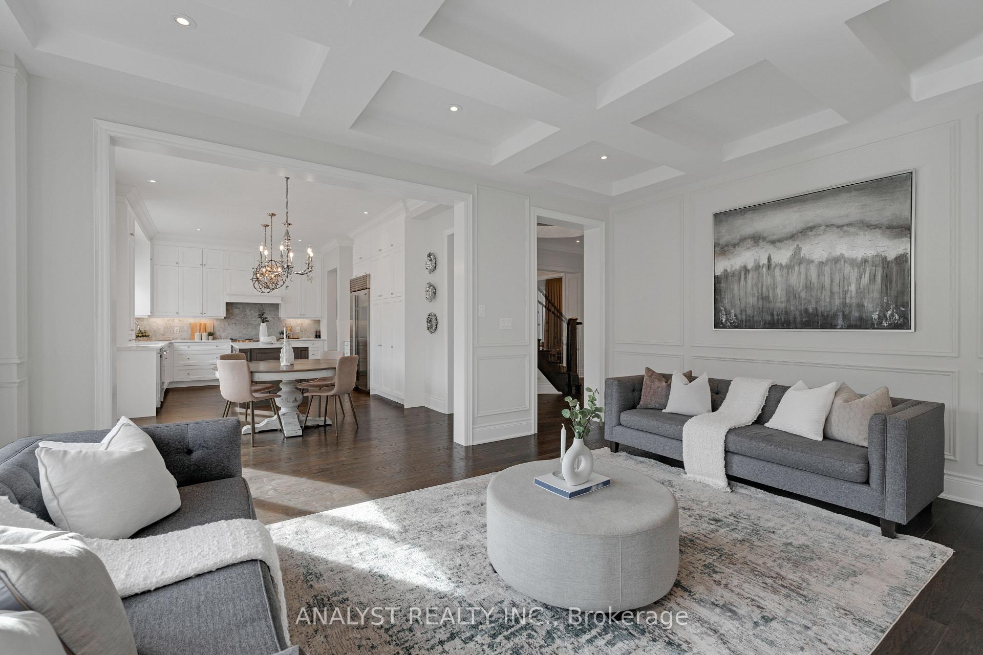 Photo 9 of 7 Torrey Pines Road, Vaughan, Kleinburg — HOMEH