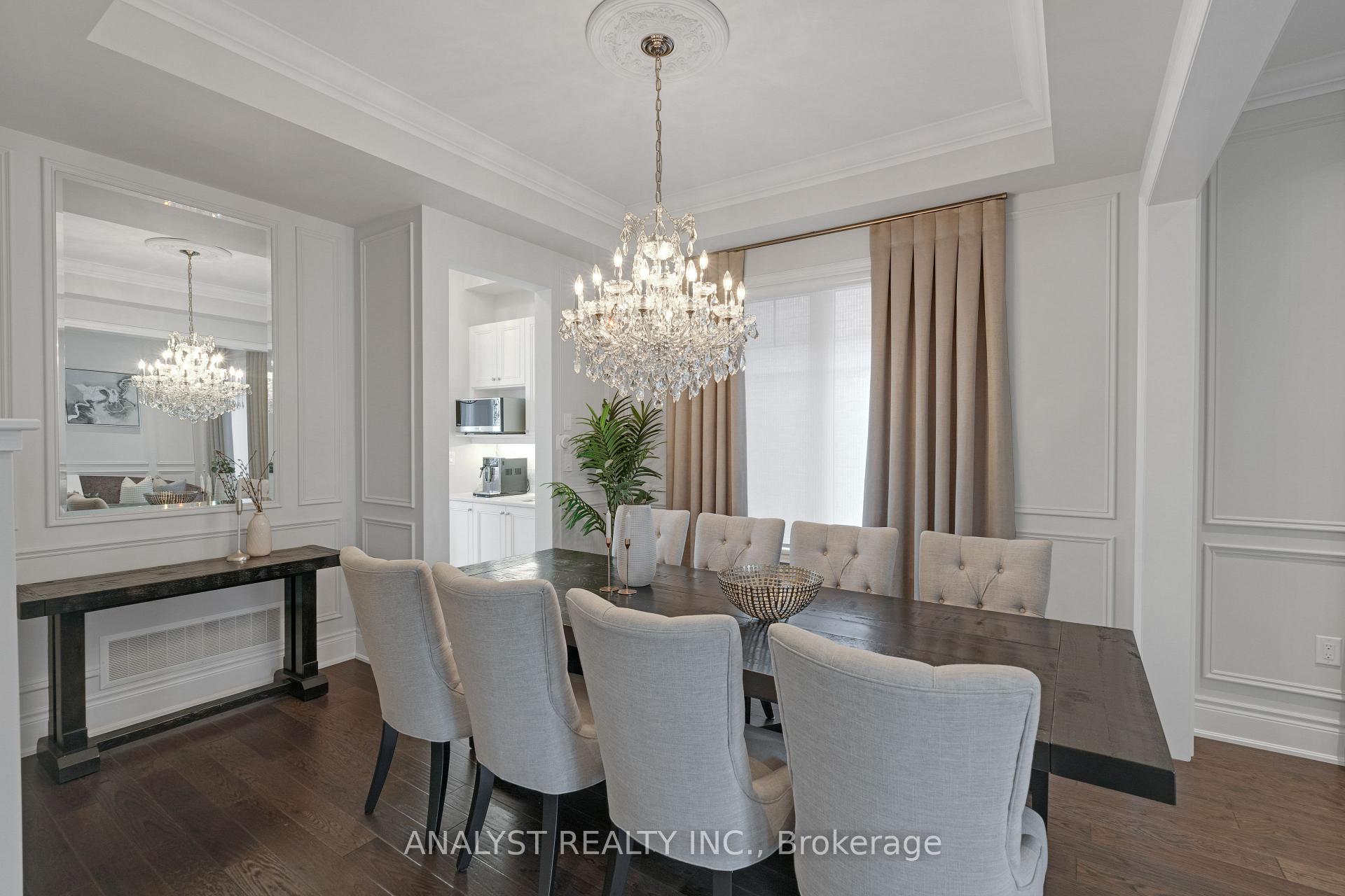 Photo 14 of 7 Torrey Pines Road, Vaughan, Kleinburg — HOMEH