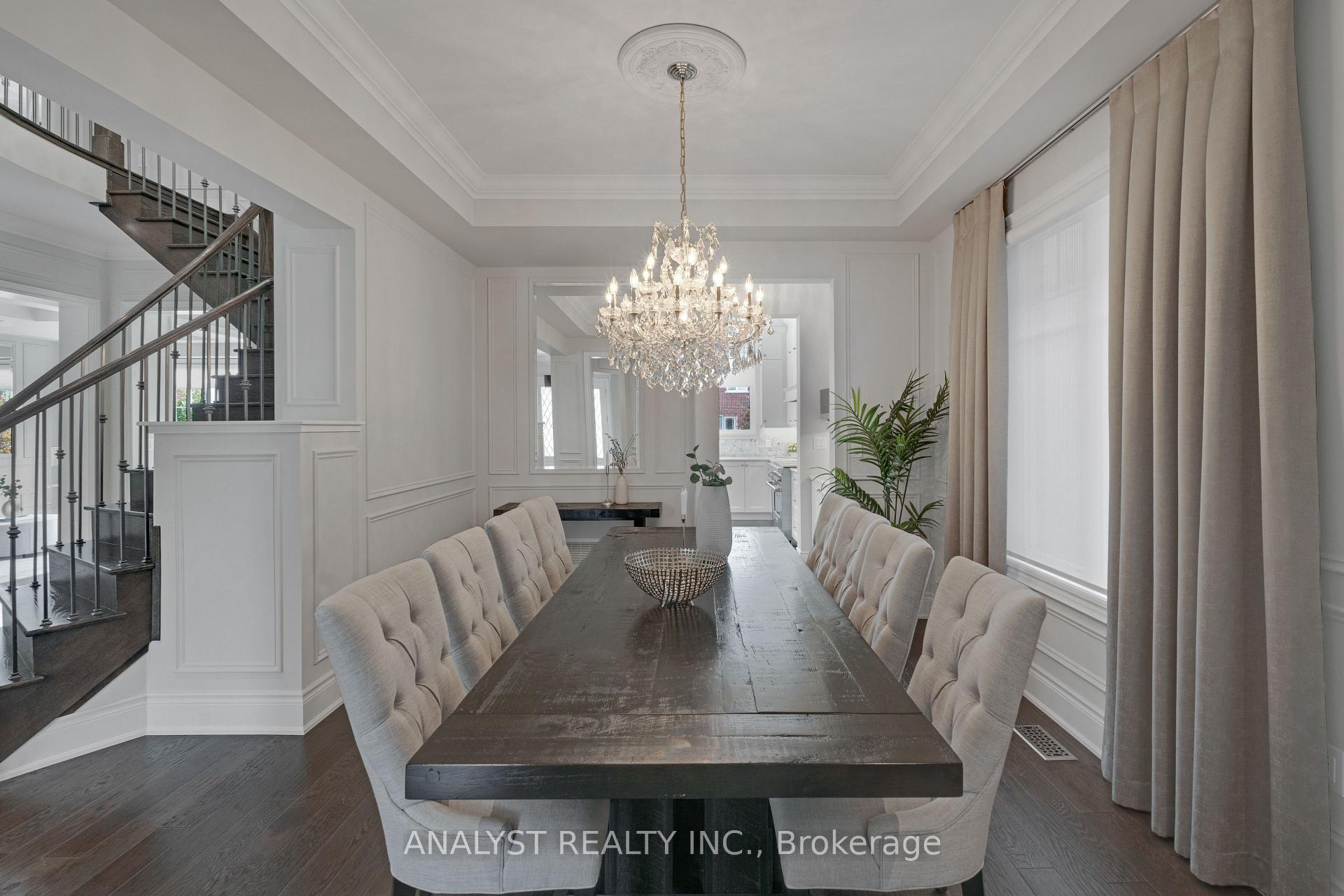 Photo 15 of 7 Torrey Pines Road, Vaughan, Kleinburg — HOMEH
