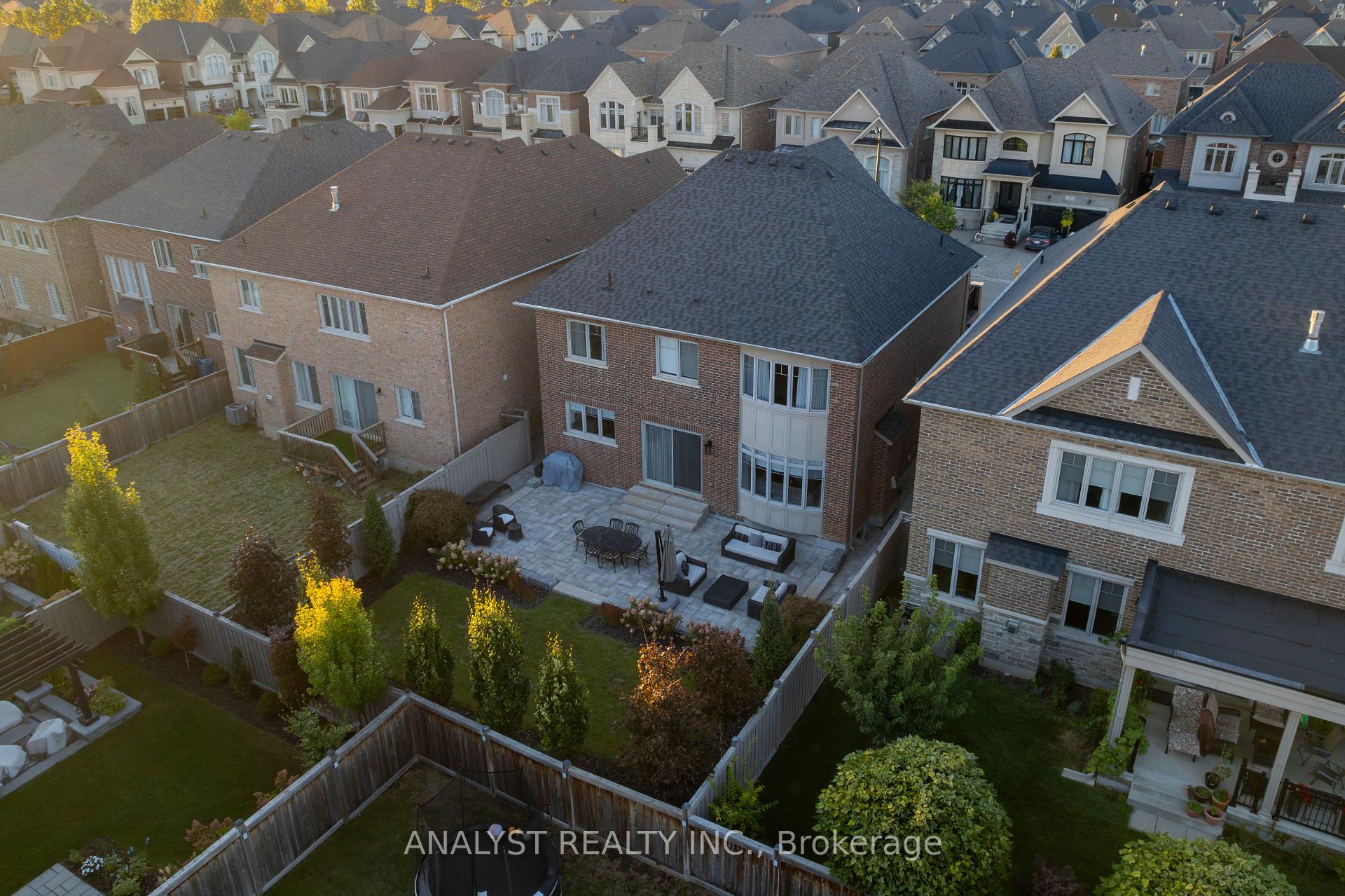 Photo 40 of 7 Torrey Pines Road, Vaughan, Kleinburg — HOMEH