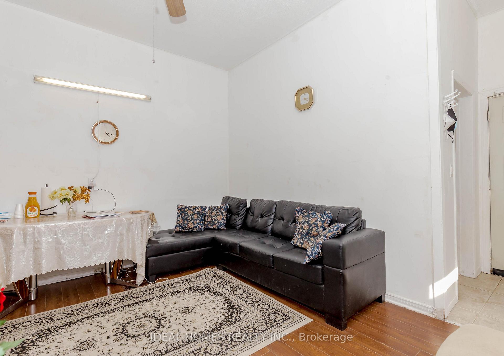 Photo 6 of 184 Queen Street N, Hamilton, Central — HOMEH