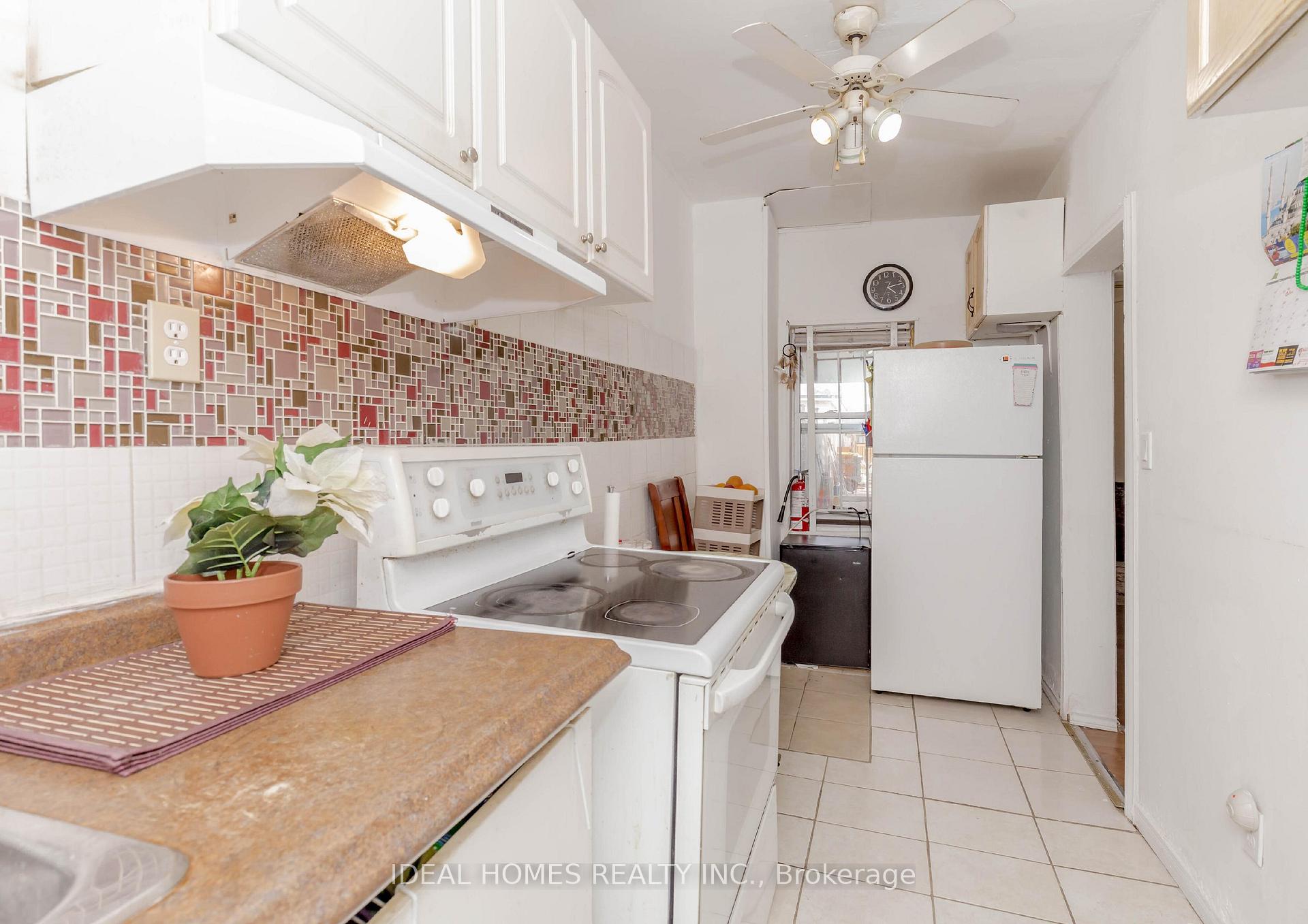 Photo 9 of 184 Queen Street N, Hamilton, Central — HOMEH