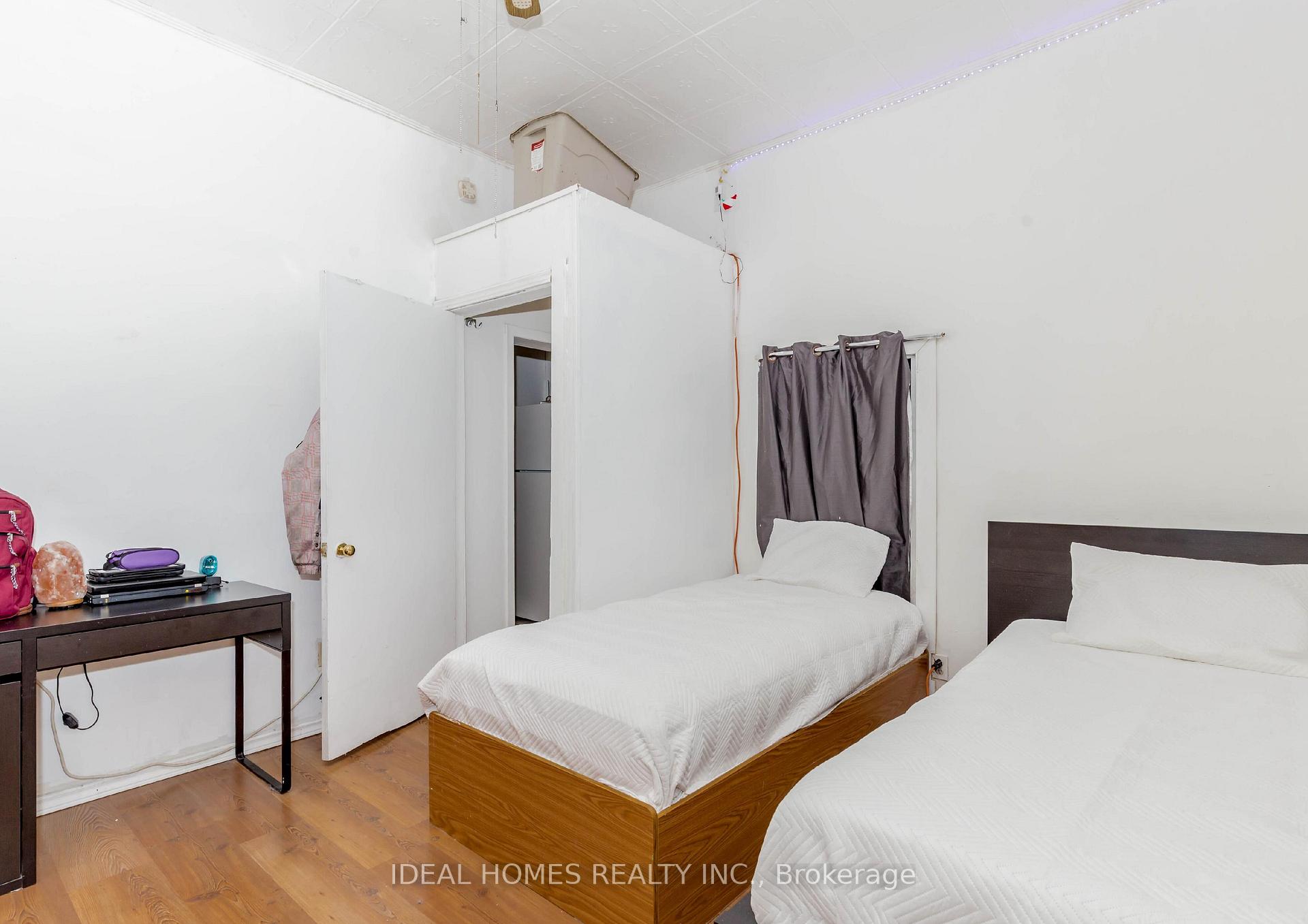 Photo 11 of 184 Queen Street N, Hamilton, Central — HOMEH