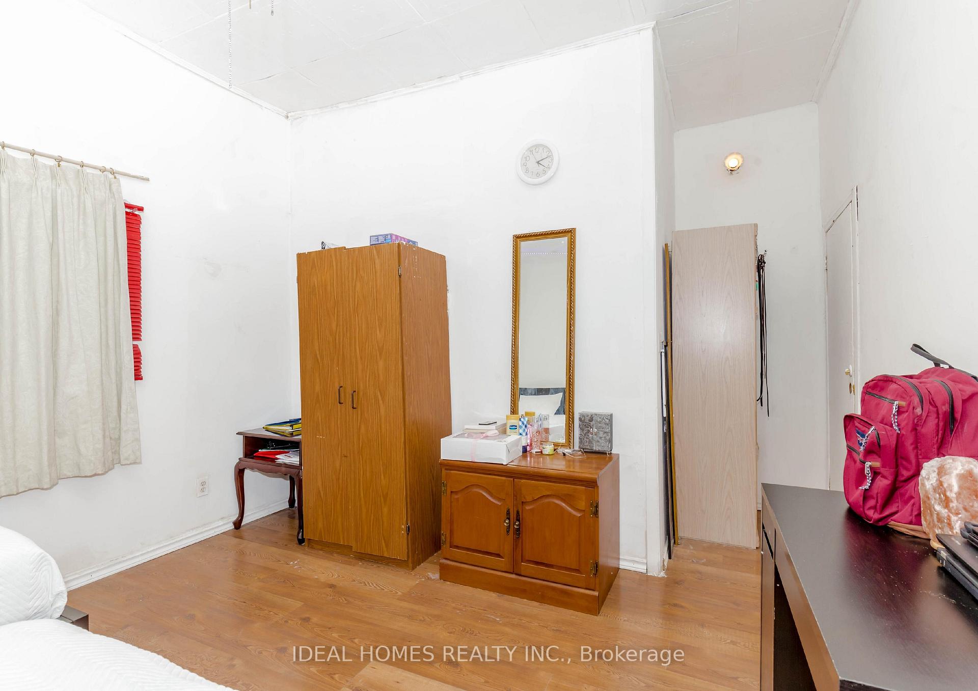 Photo 12 of 184 Queen Street N, Hamilton, Central — HOMEH