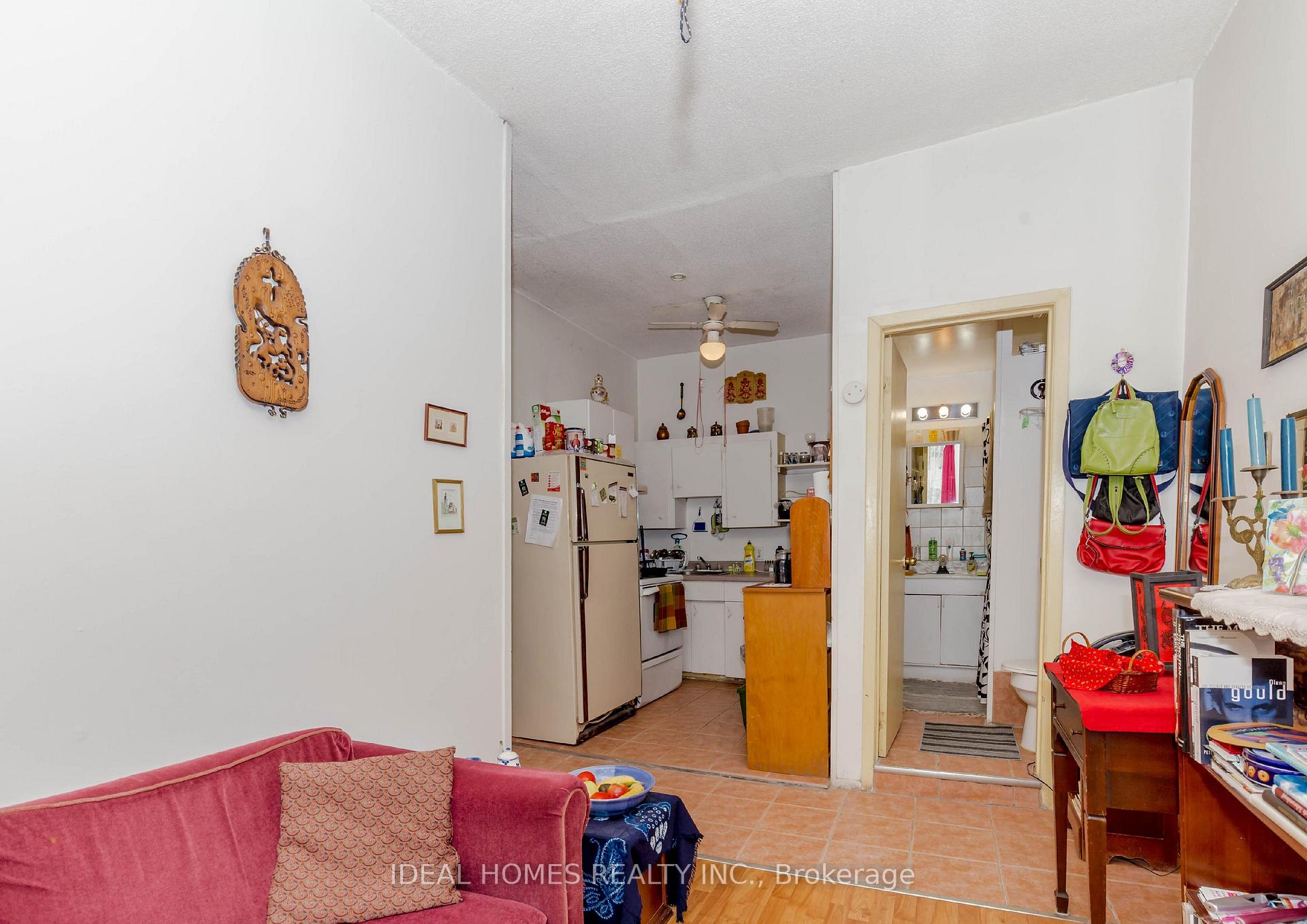Photo 15 of 184 Queen Street N, Hamilton, Central — HOMEH
