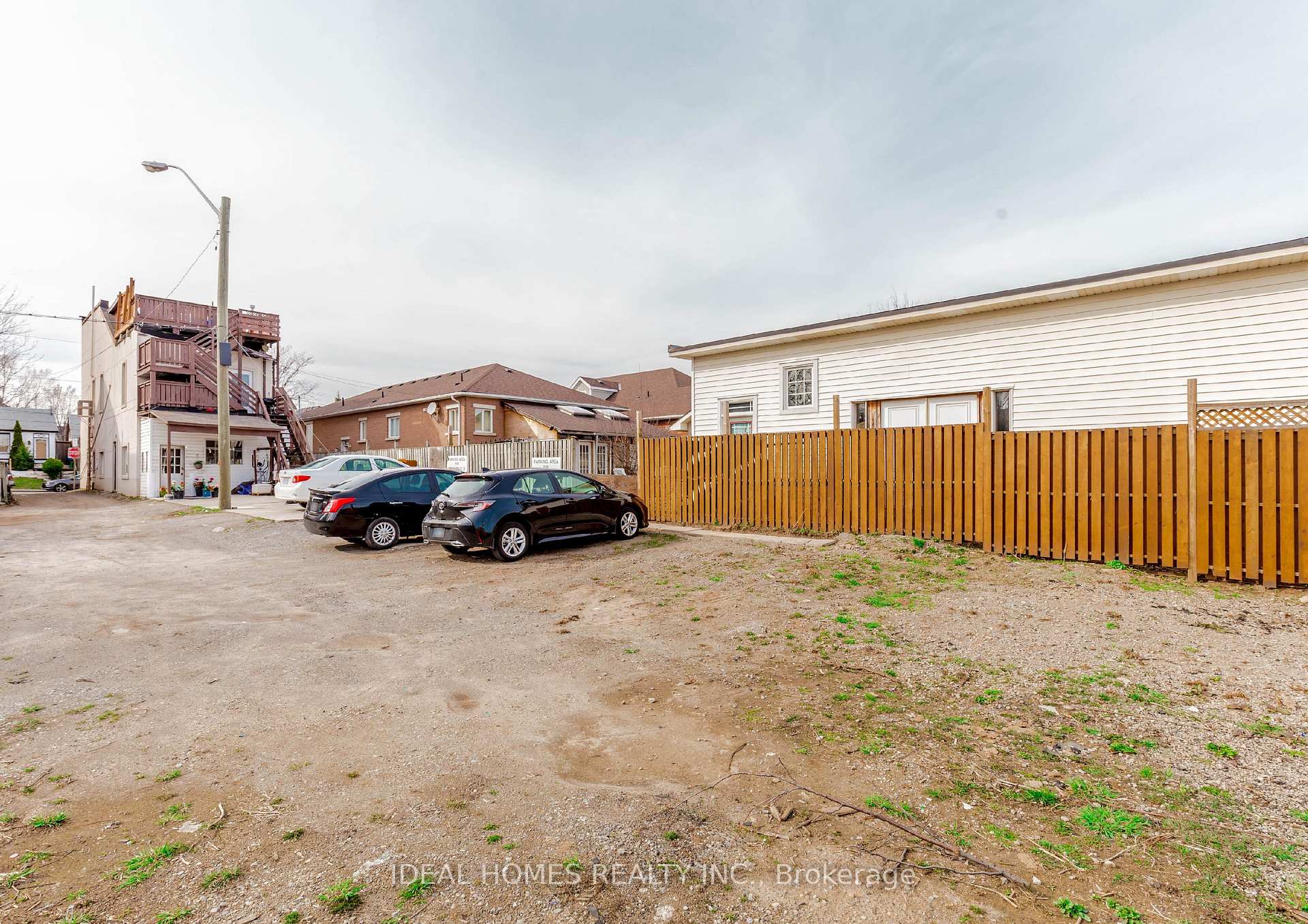 Photo 28 of 184 Queen Street N, Hamilton, Central — HOMEH