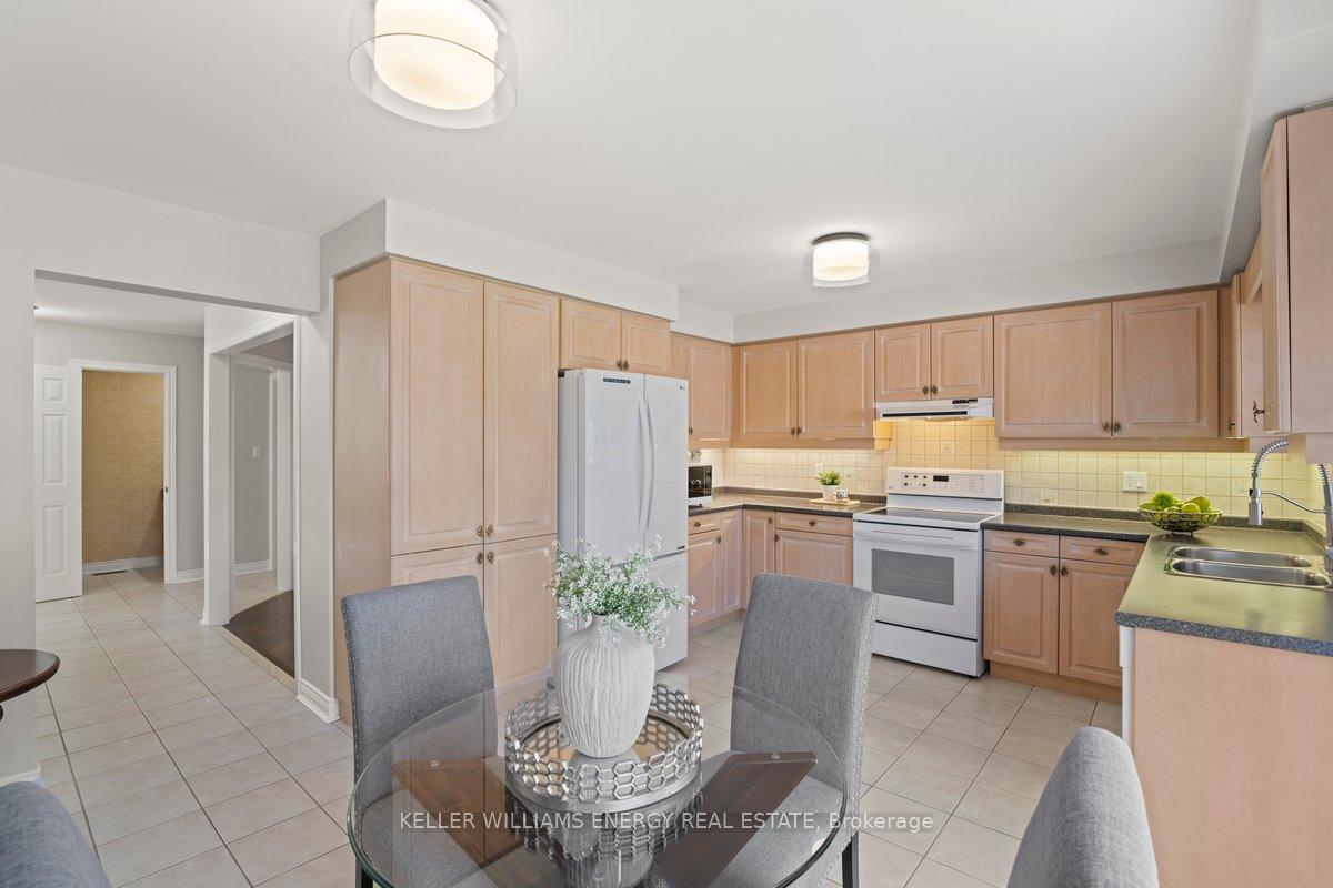 Photo 11 of 5 Hester Avenue, Ajax, Central West — HOMEH