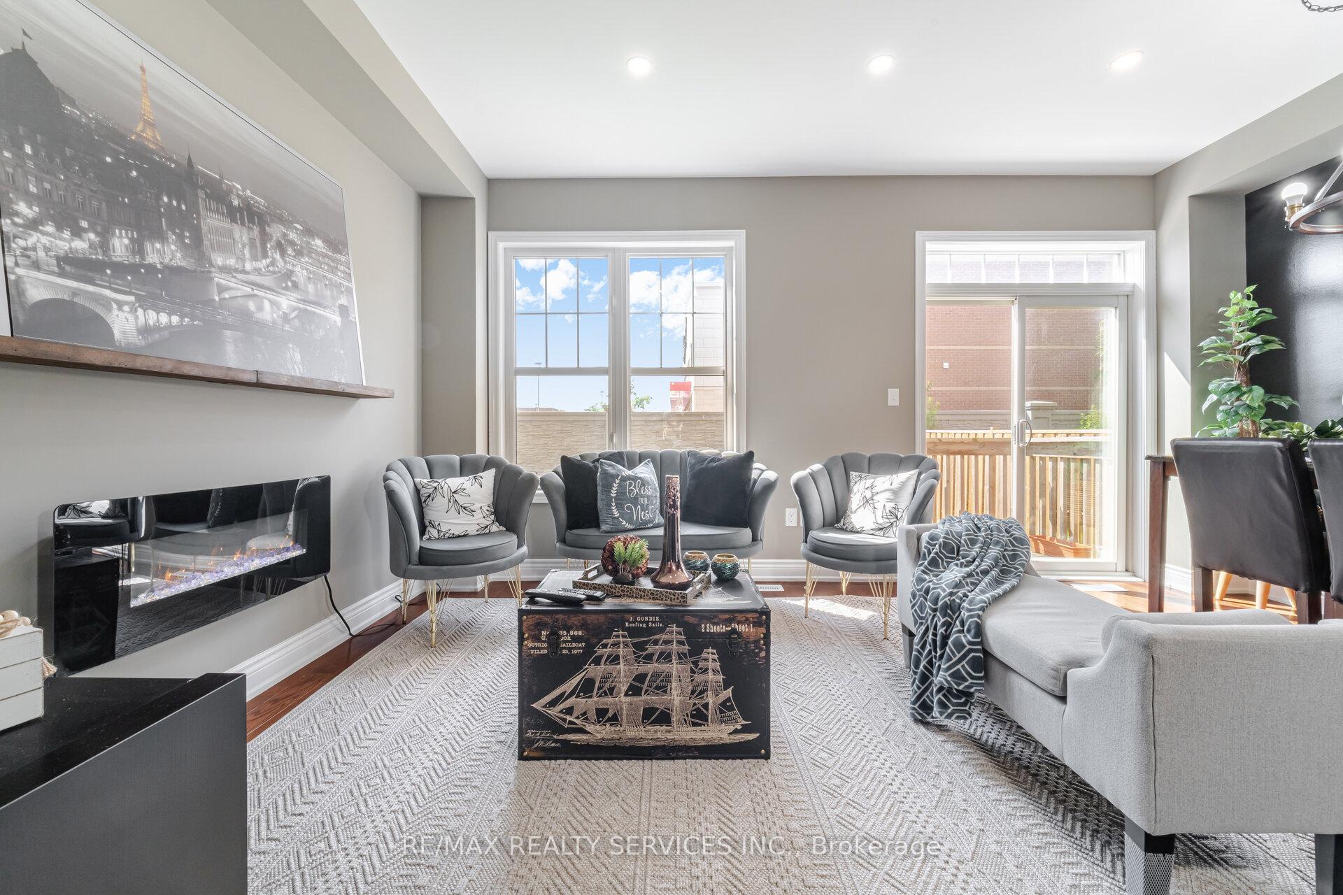 Photo 10 of 78 Goodsway Trail, Brampton, Northwest Brampton — HOMEH