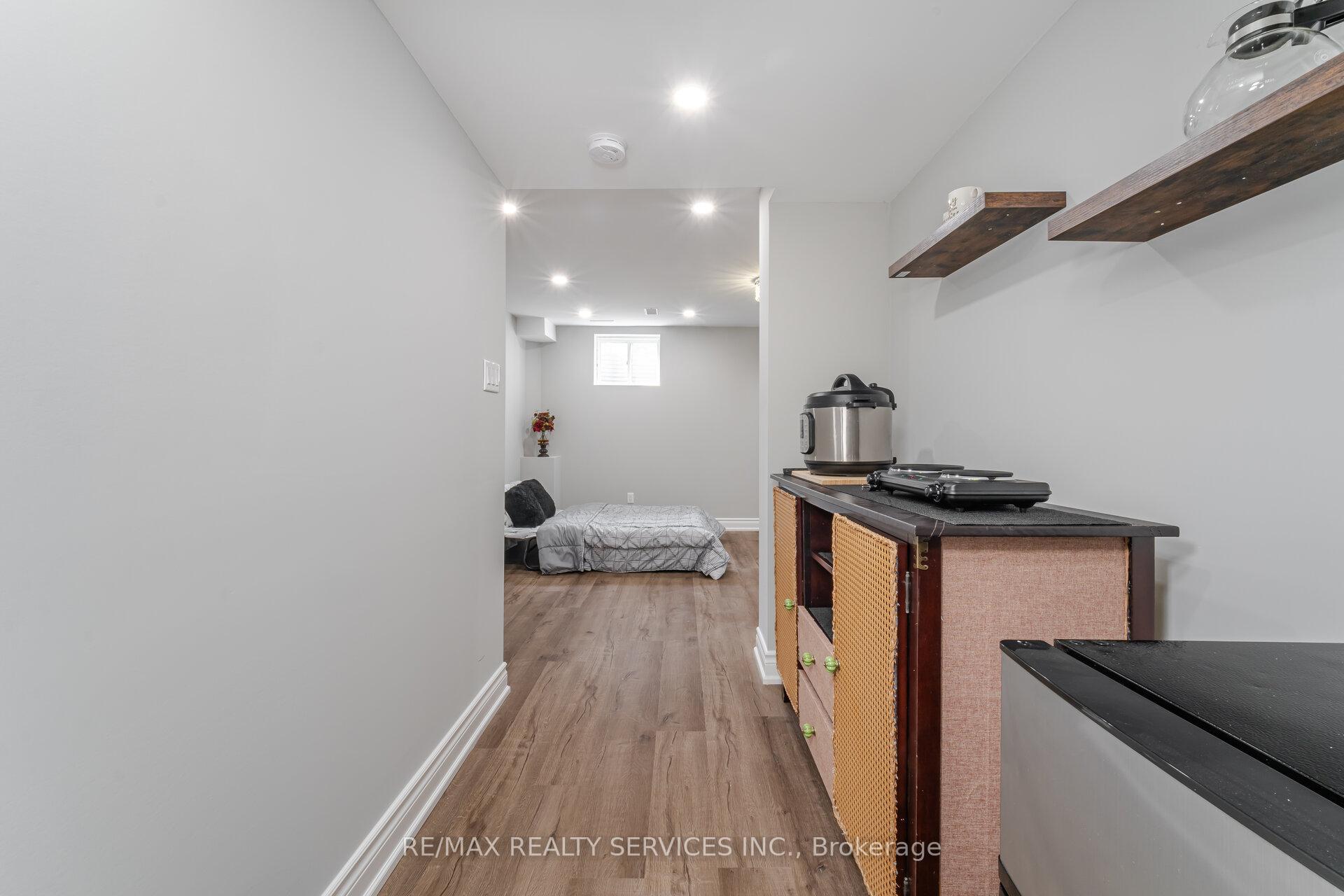 Photo 44 of 78 Goodsway Trail, Brampton, Northwest Brampton — HOMEH