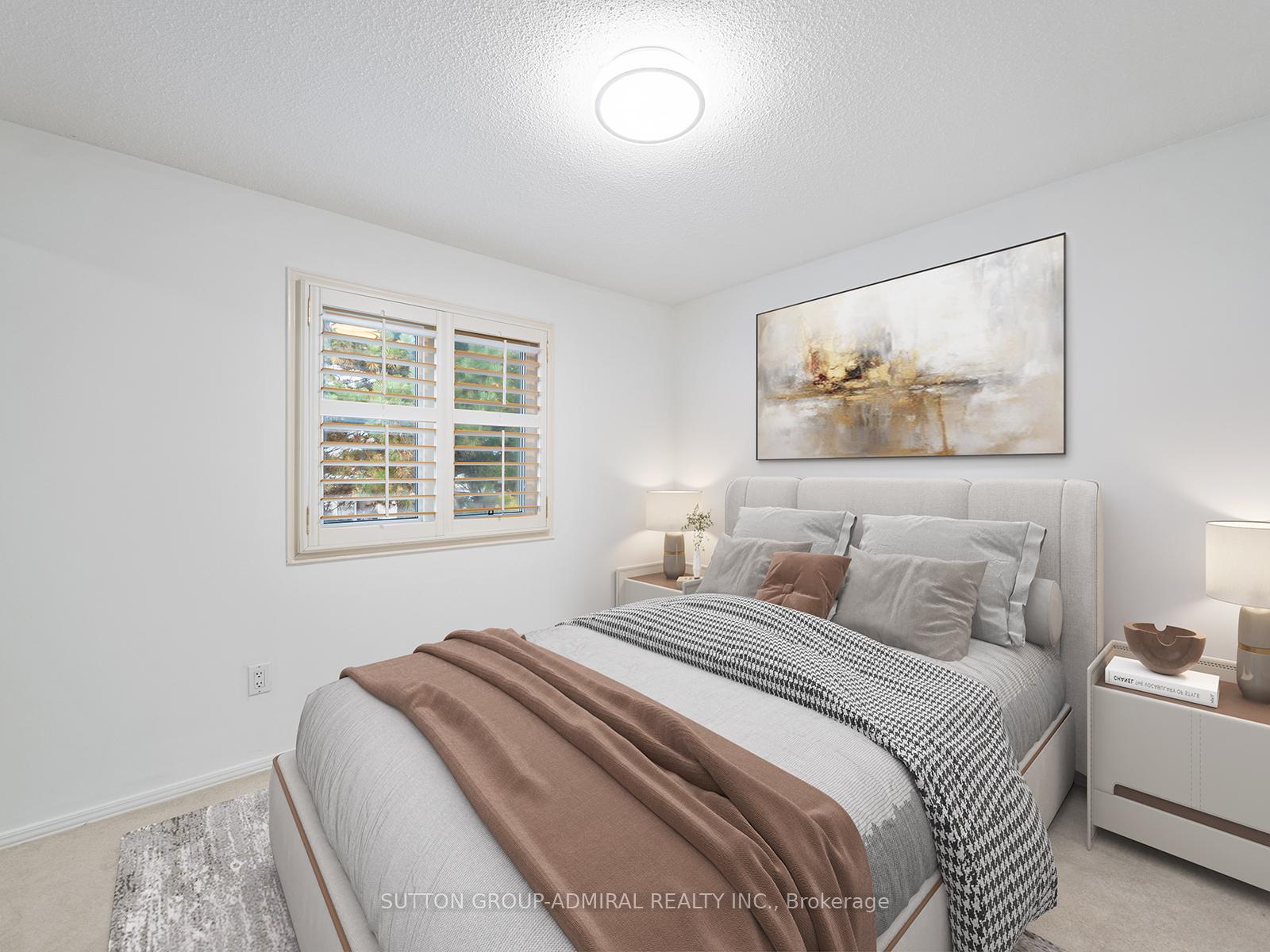 Photo 19 of 233 Mullen Drive, Vaughan, Brownridge — HOMEH