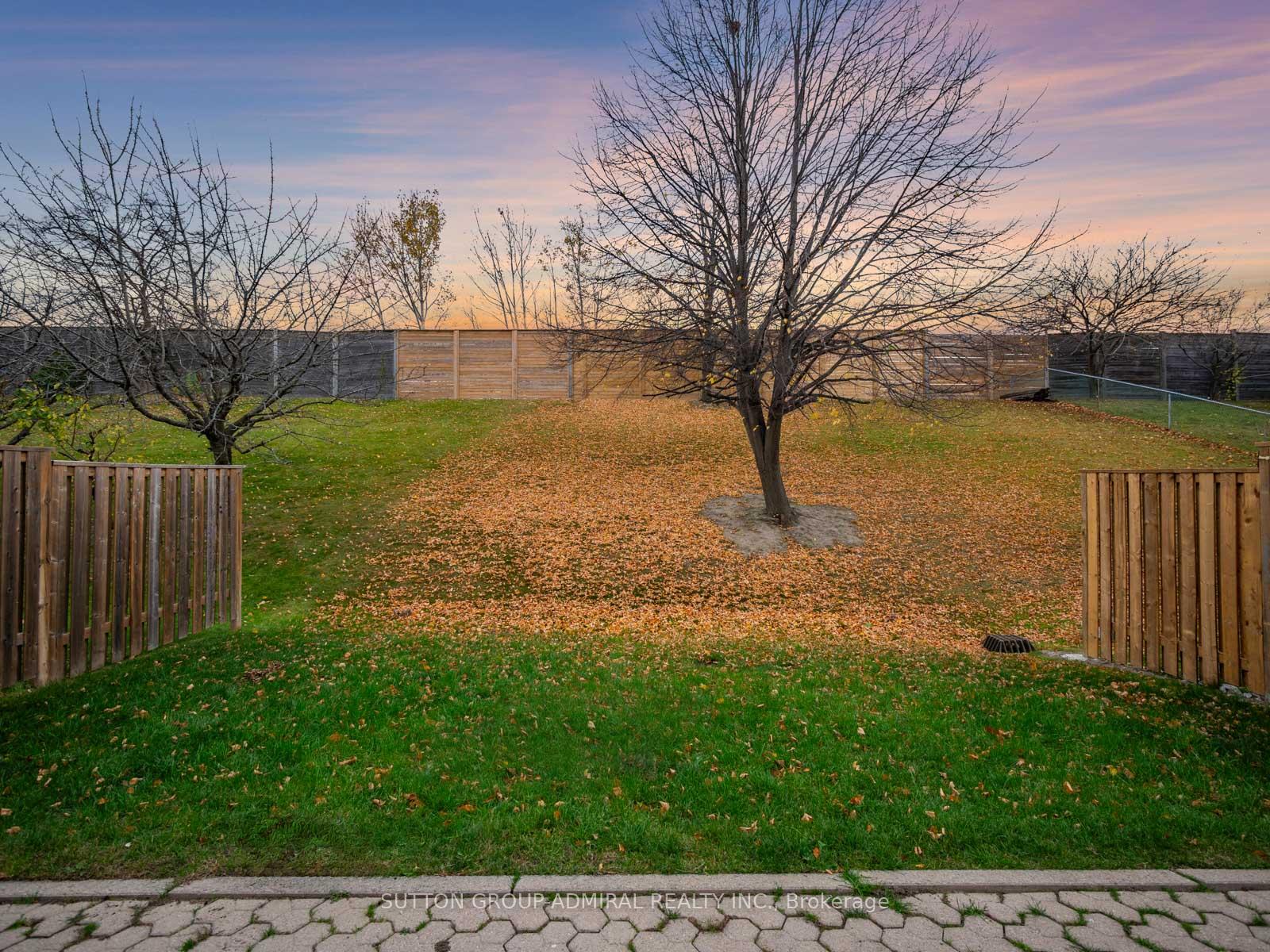 Photo 26 of 233 Mullen Drive, Vaughan, Brownridge — HOMEH