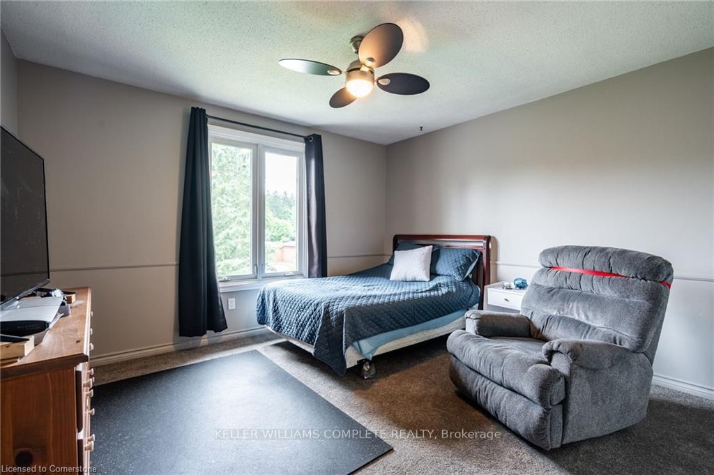 Photo 22 of 46 Postans Path, Hamilton, Ancaster — HOMEH