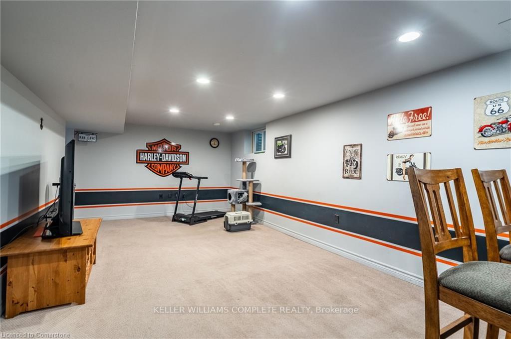 Photo 32 of 46 Postans Path, Hamilton, Ancaster — HOMEH