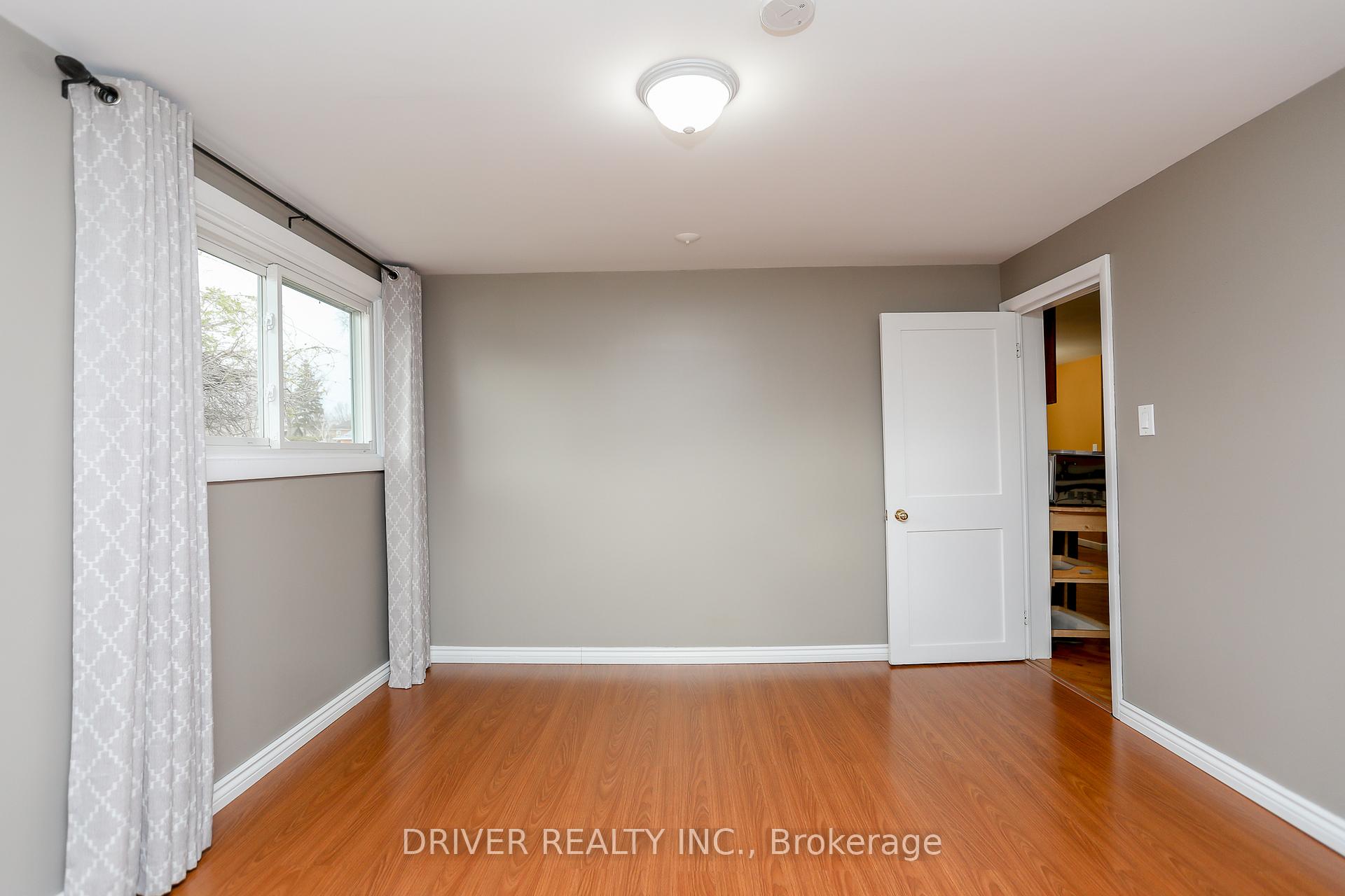Photo 15 of 32 Park Street, Aylmer — HOMEH