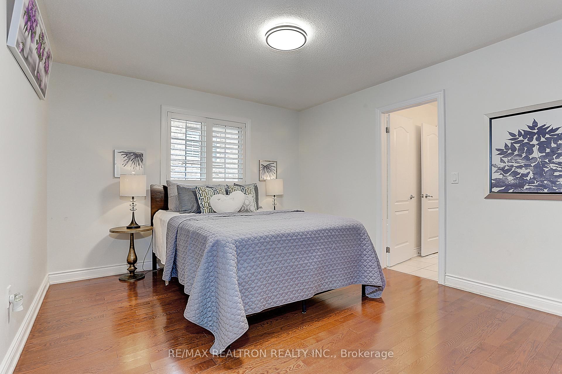 Photo 34 of 32 Dimarino Drive, Vaughan, Patterson — HOMEH
