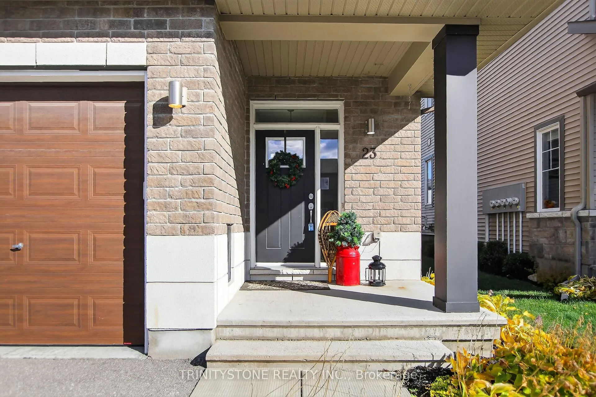 Photo 3 of 23 Riddell Street, Carleton Place — HOMEH