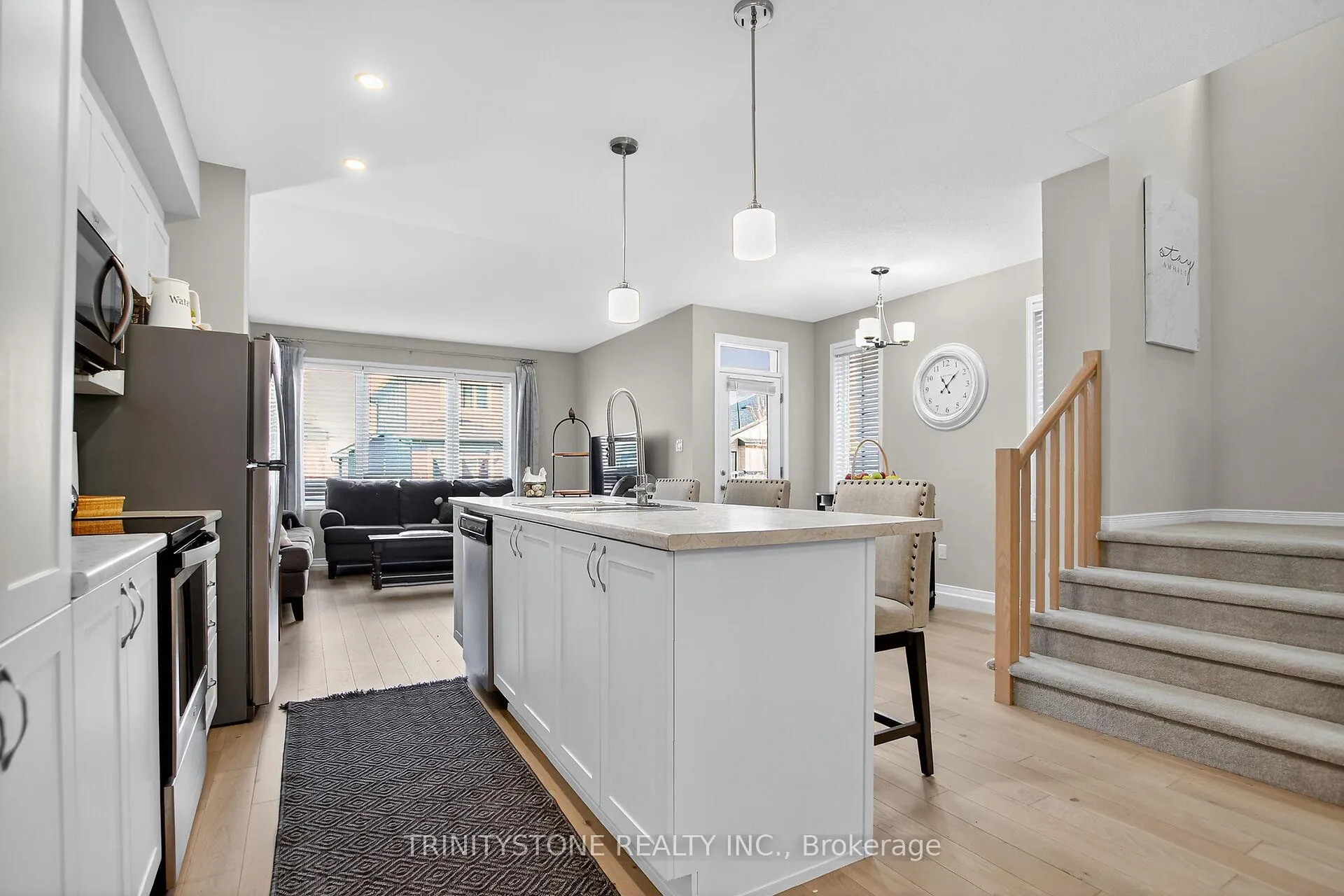 Photo 10 of 23 Riddell Street, Carleton Place — HOMEH