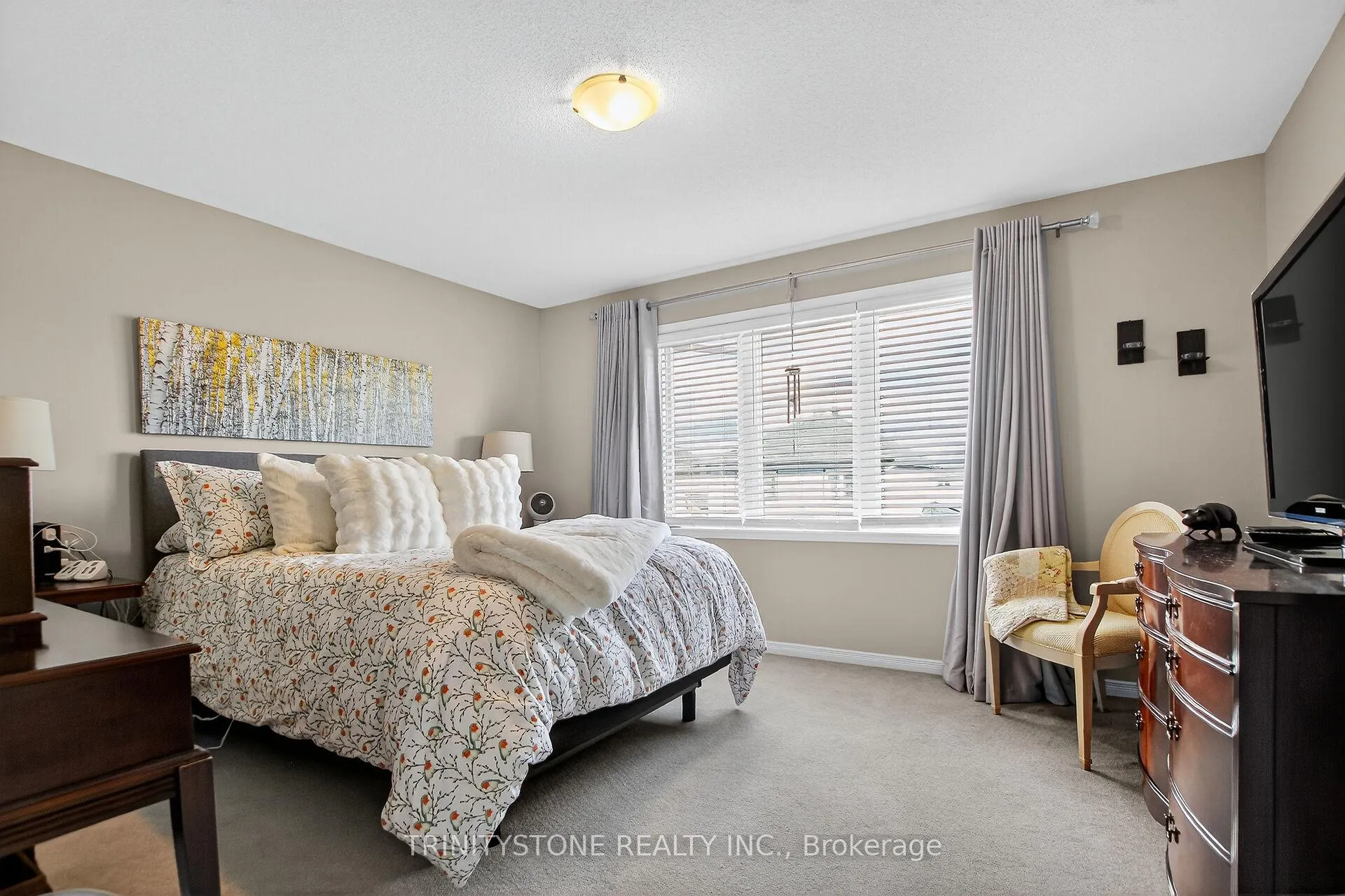 Photo 24 of 23 Riddell Street, Carleton Place — HOMEH