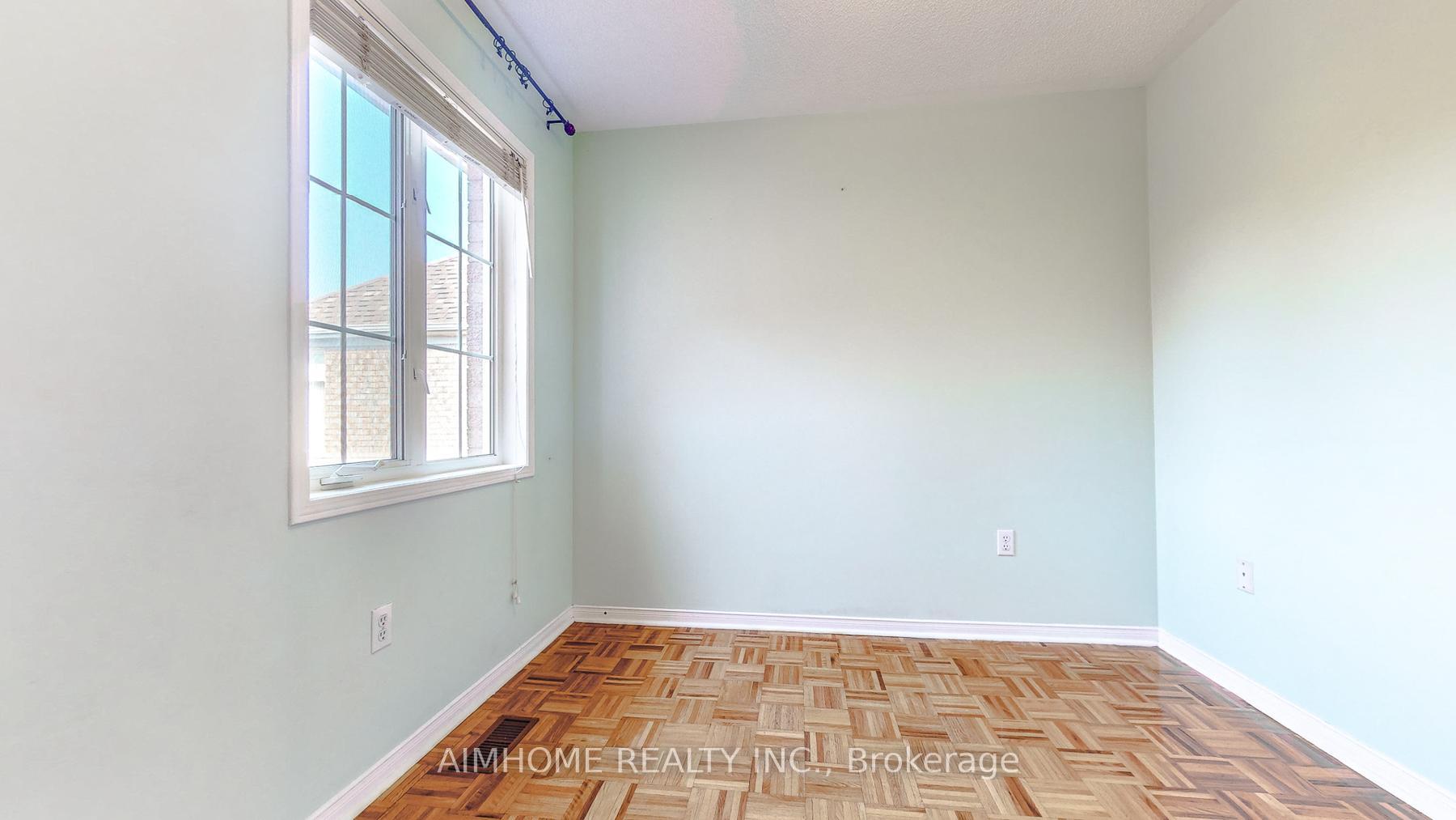 Photo 14 of 27 Novella Road, Vaughan, Patterson — HOMEH