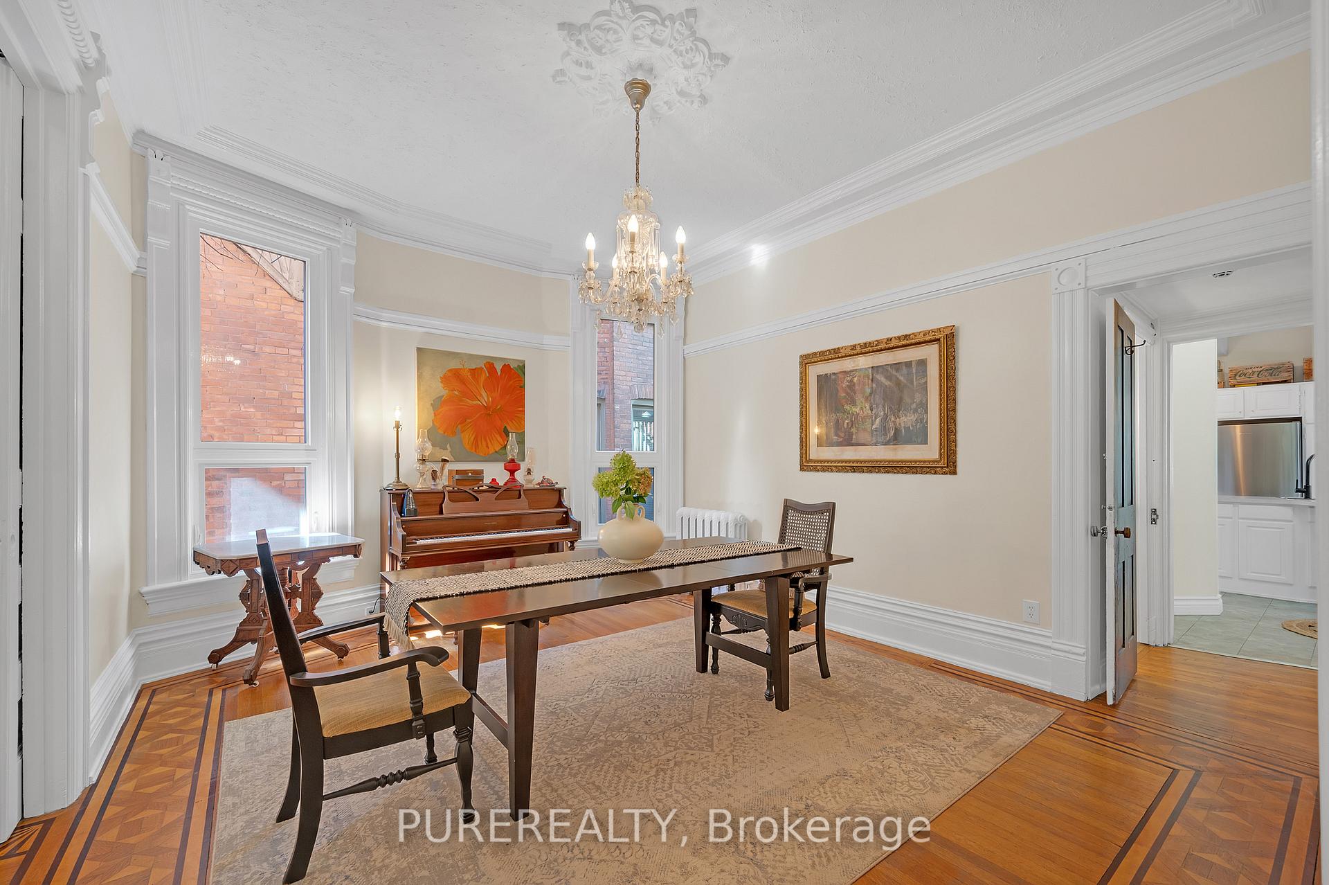 Photo 8 of 114 Aberdeen Avenue, Hamilton, Durand — HOMEH