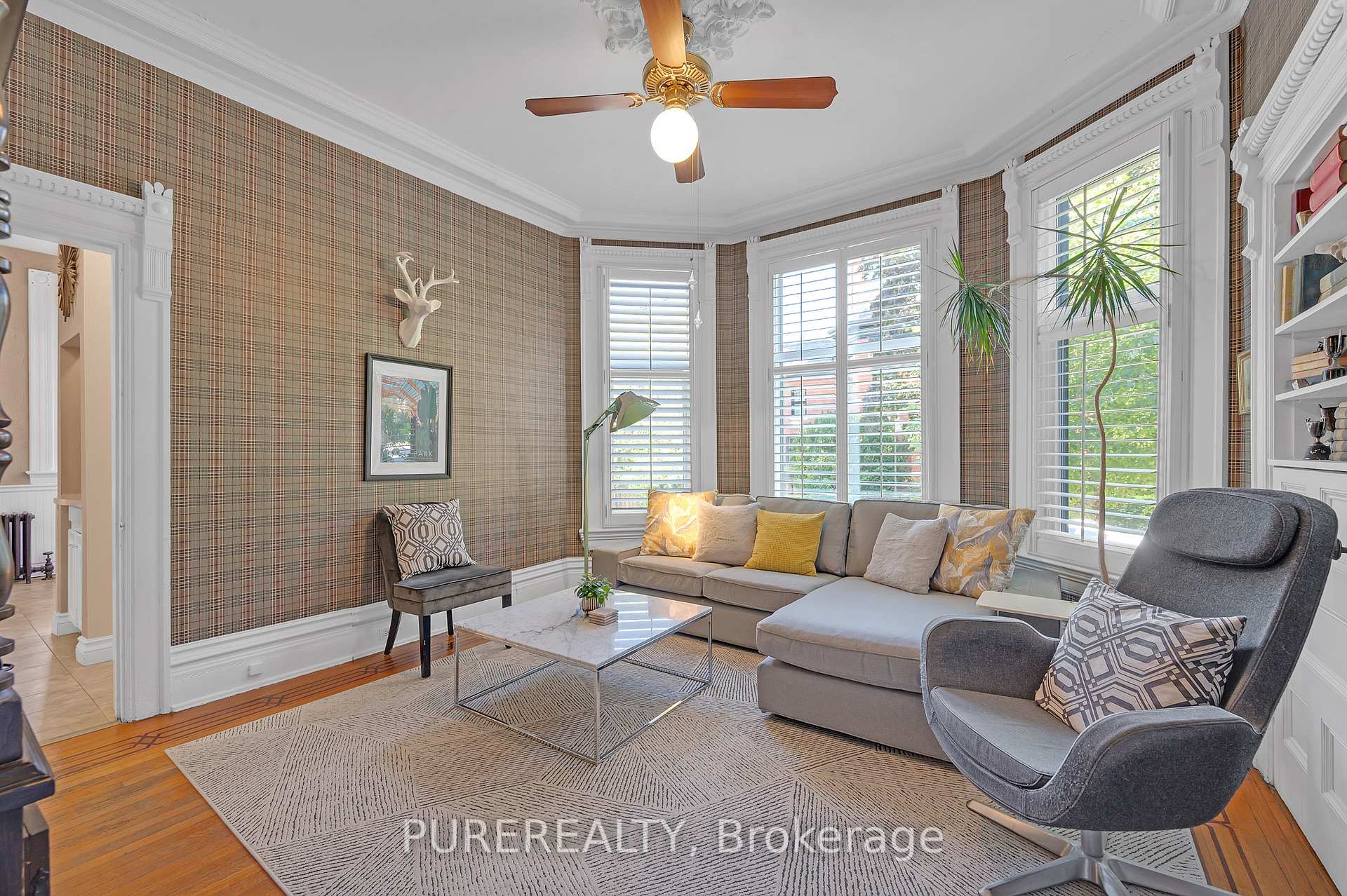 Photo 10 of 114 Aberdeen Avenue, Hamilton, Durand — HOMEH