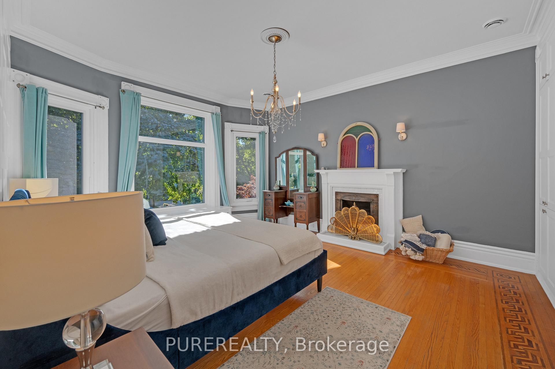 Photo 18 of 114 Aberdeen Avenue, Hamilton, Durand — HOMEH
