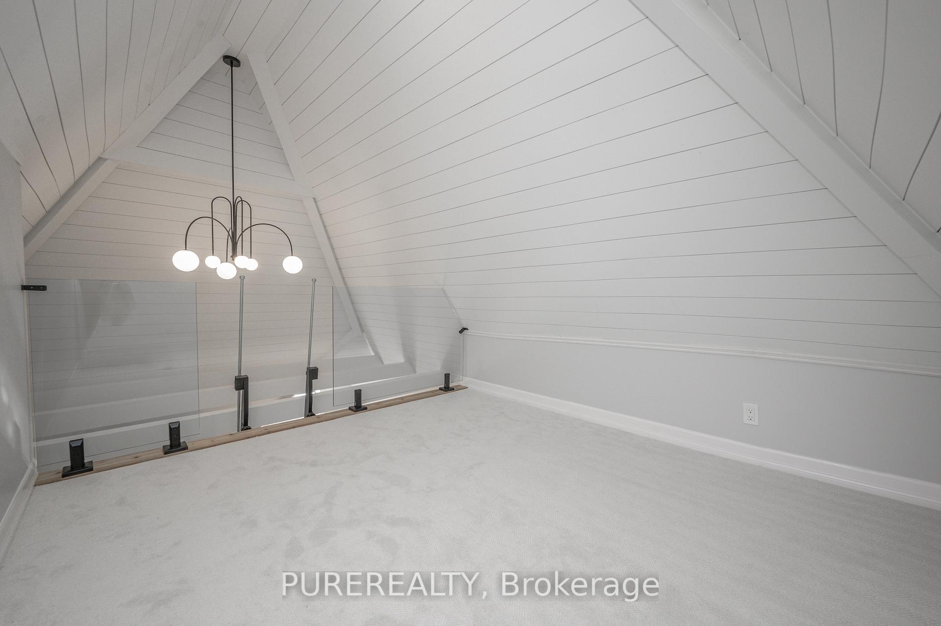 Photo 41 of 114 Aberdeen Avenue, Hamilton, Durand — HOMEH