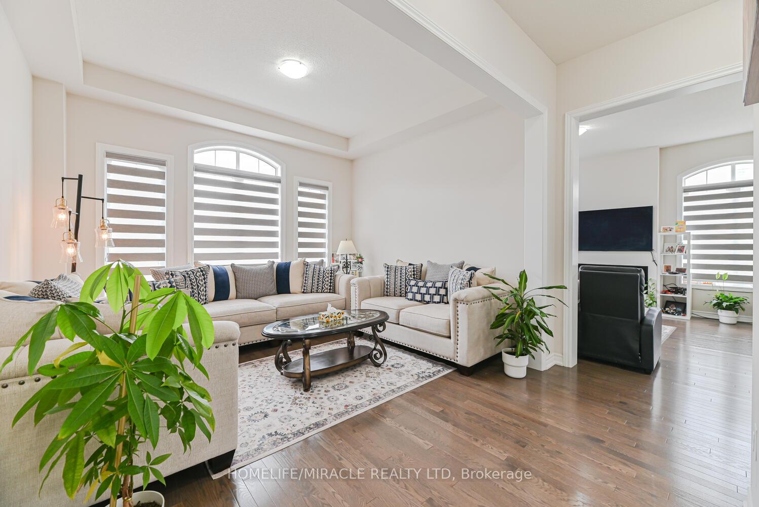 Photo 16 of 9 Bavenden Crescent, Brampton, Credit Valley — HOMEH