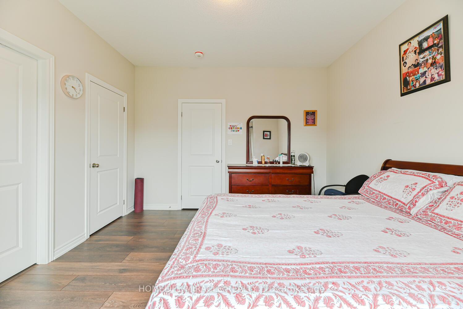 Photo 33 of 9 Bavenden Crescent, Brampton, Credit Valley — HOMEH