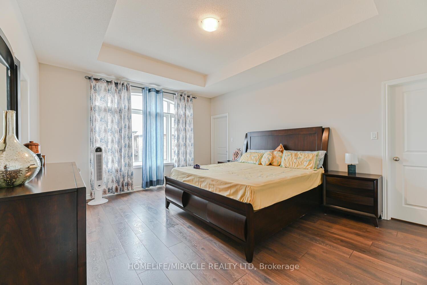 Photo 35 of 9 Bavenden Crescent, Brampton, Credit Valley — HOMEH