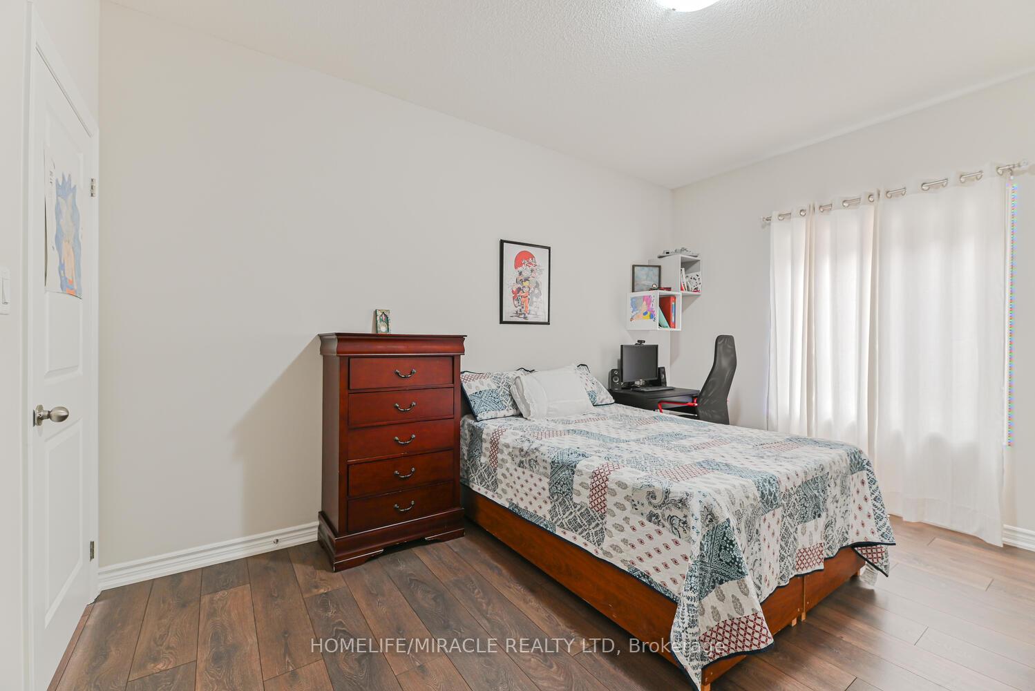 Photo 22 of 9 Bavenden Crescent, Brampton, Credit Valley — HOMEH
