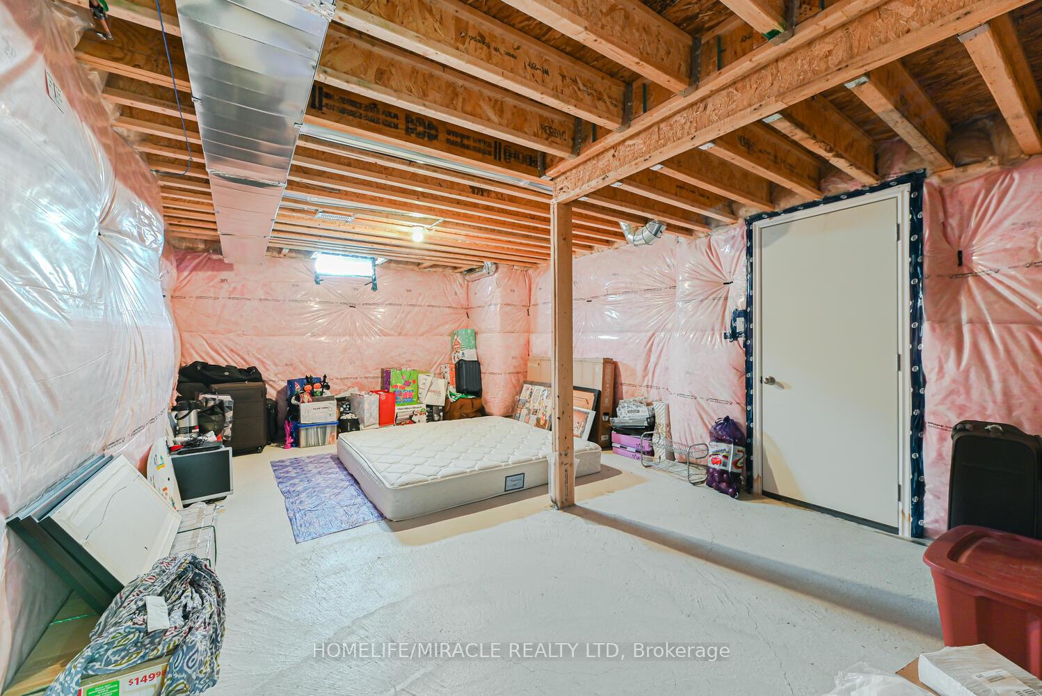 Photo 25 of 9 Bavenden Crescent, Brampton, Credit Valley — HOMEH