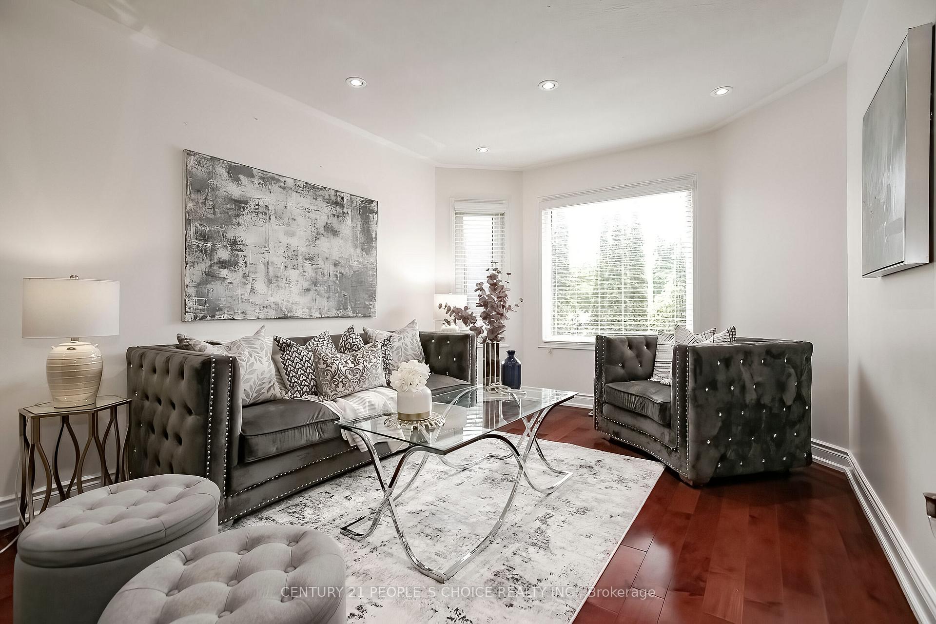 Photo 7 of 24 Vivians Crescent, Brampton, Fletcher's West — HOMEH