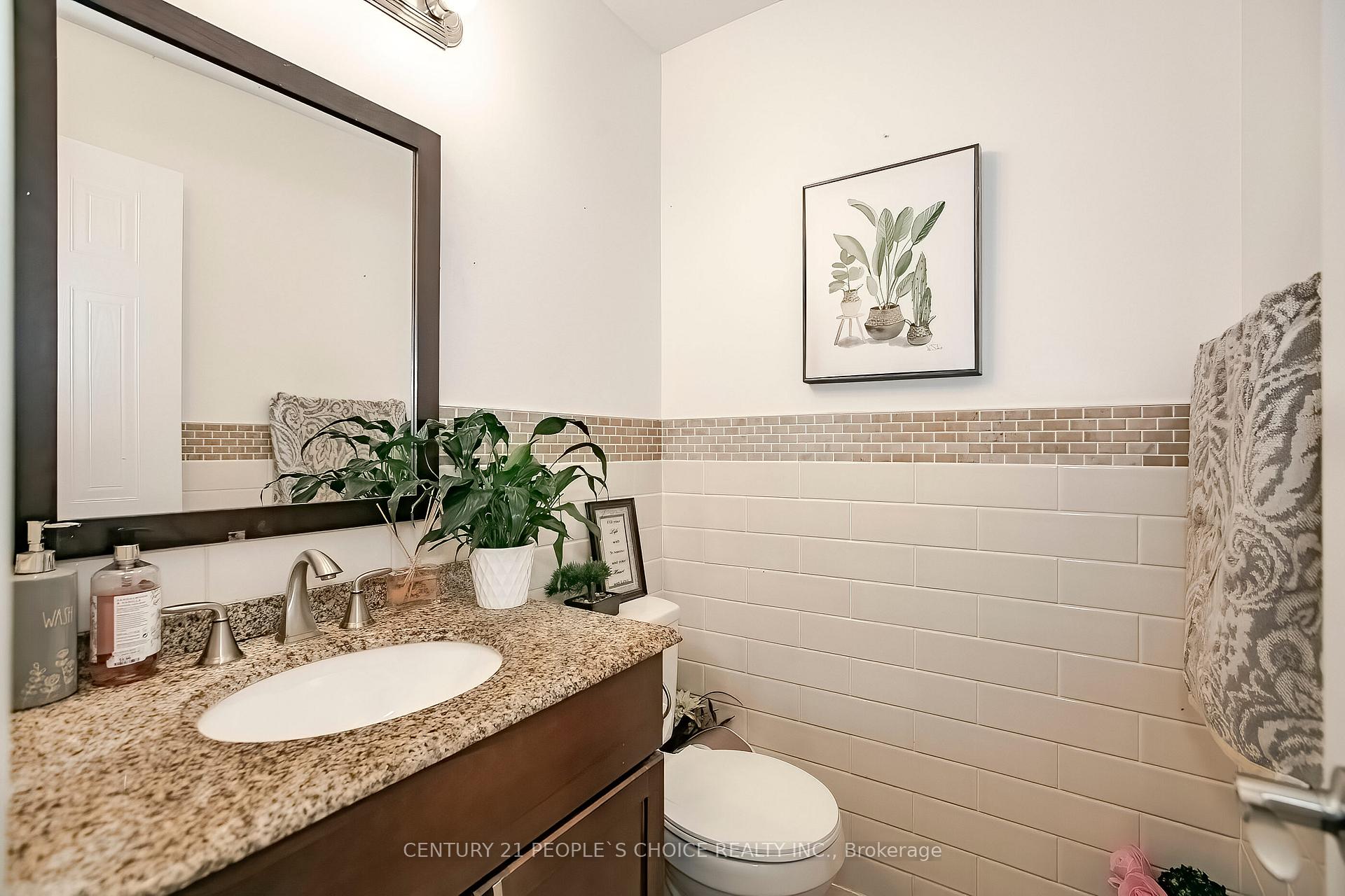 Photo 17 of 24 Vivians Crescent, Brampton, Fletcher's West — HOMEH