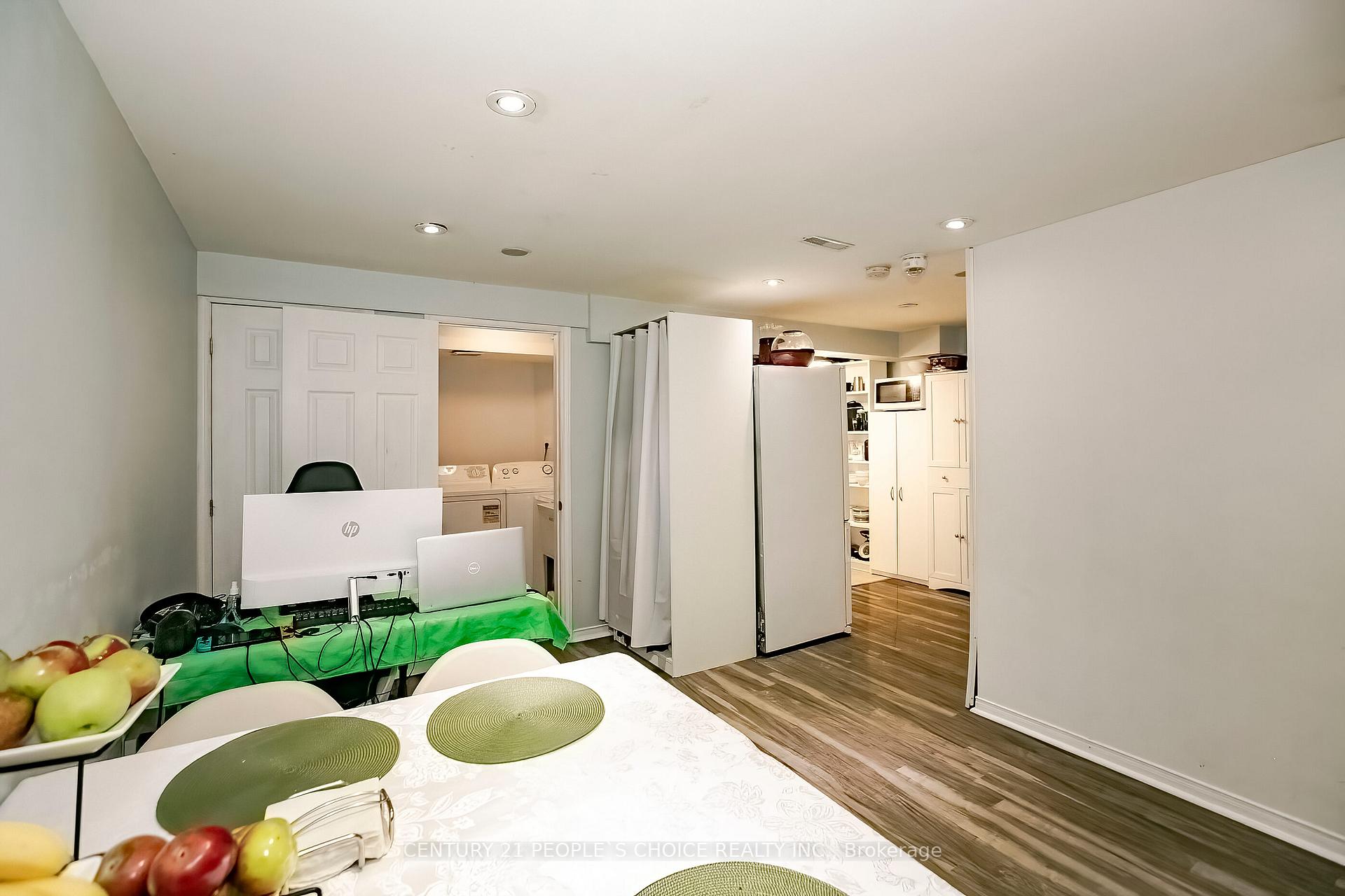 Photo 40 of 24 Vivians Crescent, Brampton, Fletcher's West — HOMEH