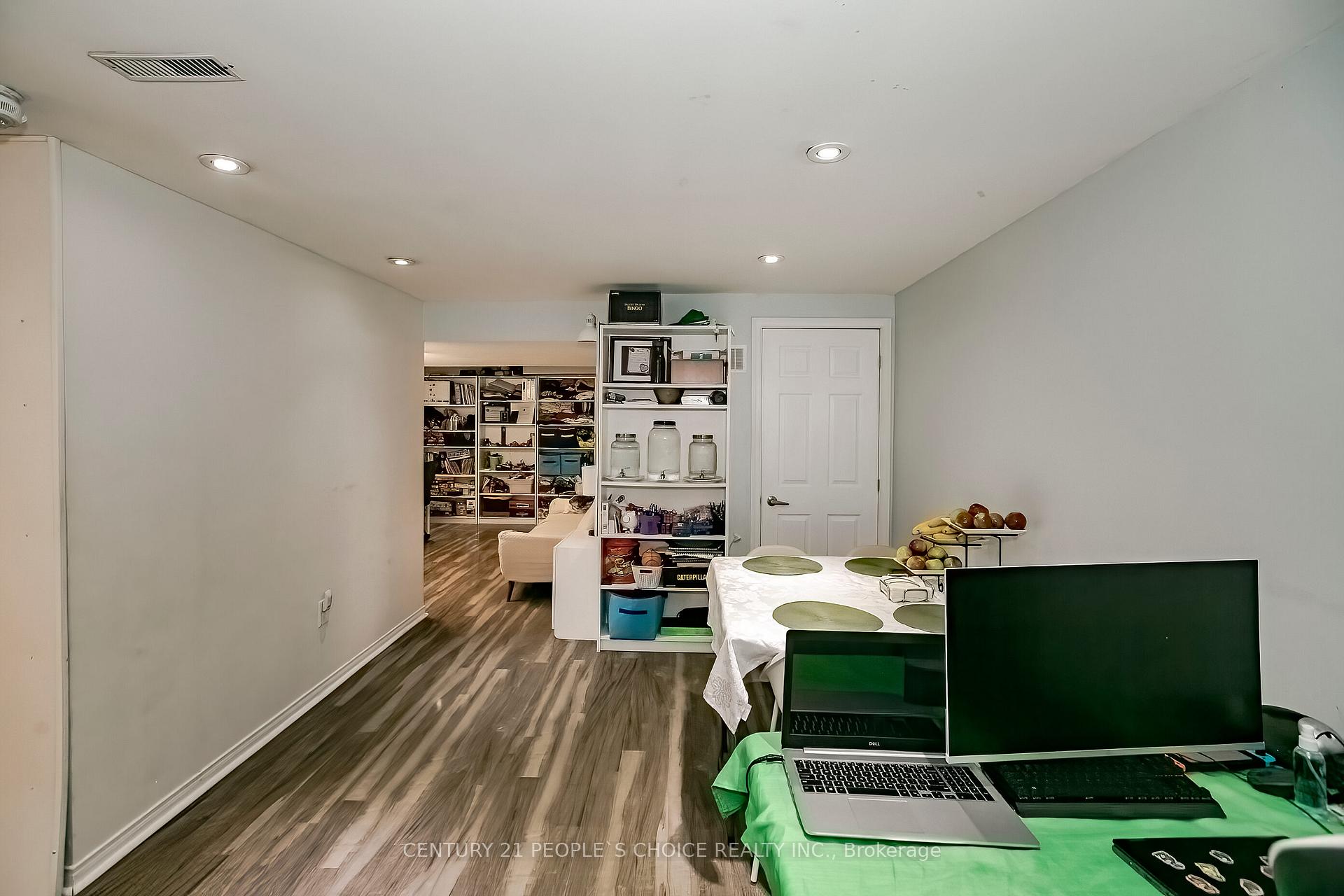 Photo 41 of 24 Vivians Crescent, Brampton, Fletcher's West — HOMEH