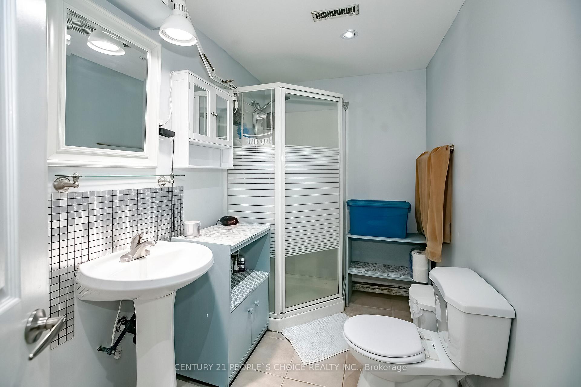 Photo 46 of 24 Vivians Crescent, Brampton, Fletcher's West — HOMEH