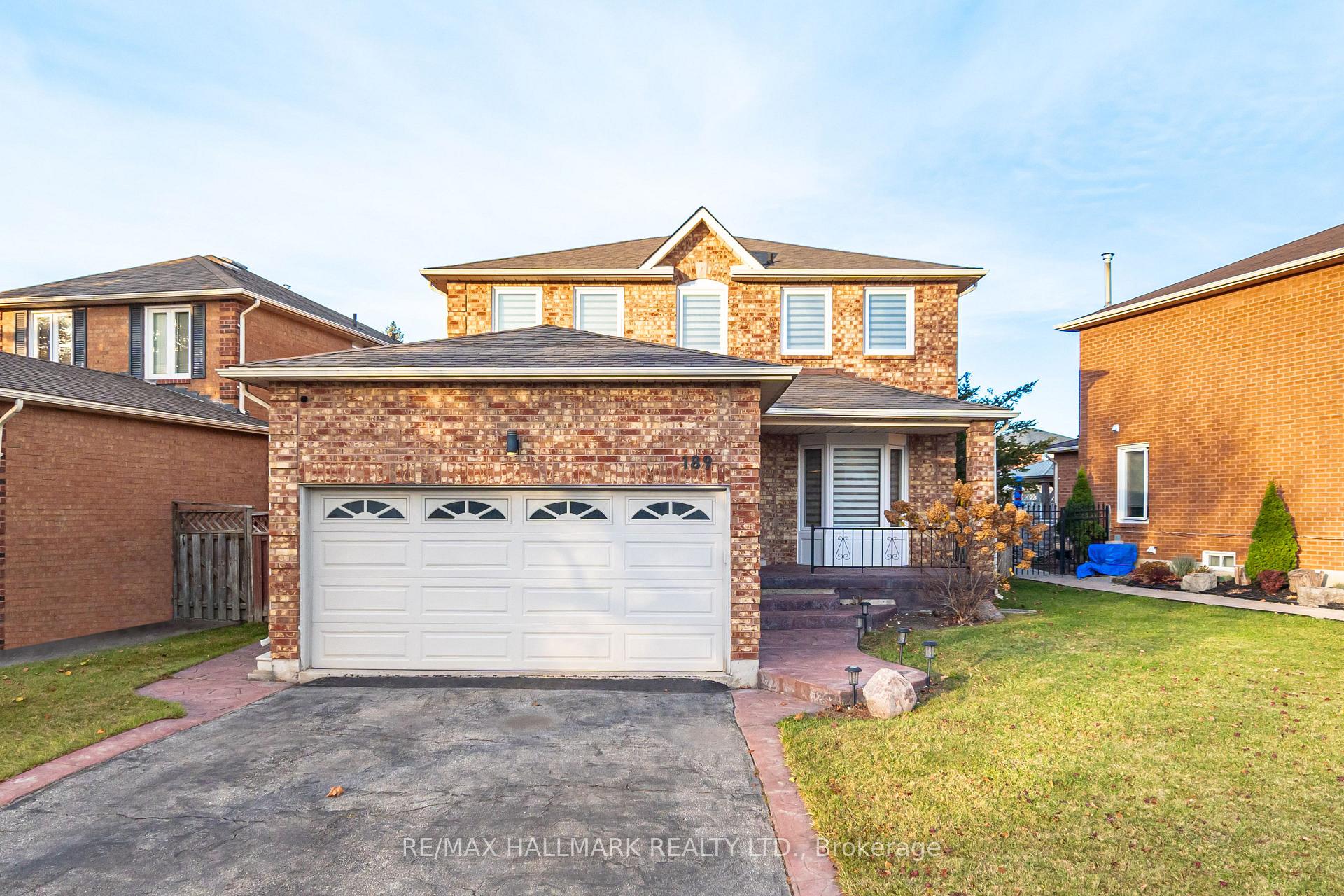 Photo 32 of 189 Patna Crescent, Vaughan, Maple — HOMEH