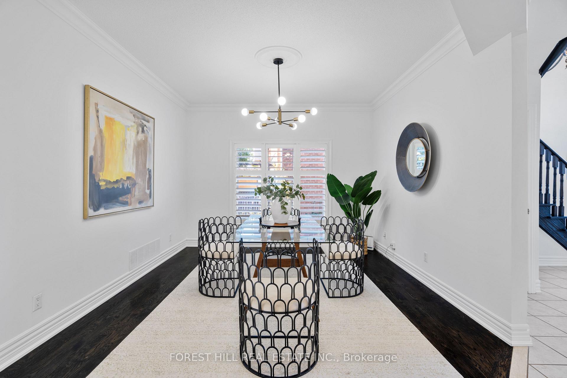 Photo 6 of 62 Kettle Court, Vaughan, Maple — HOMEH