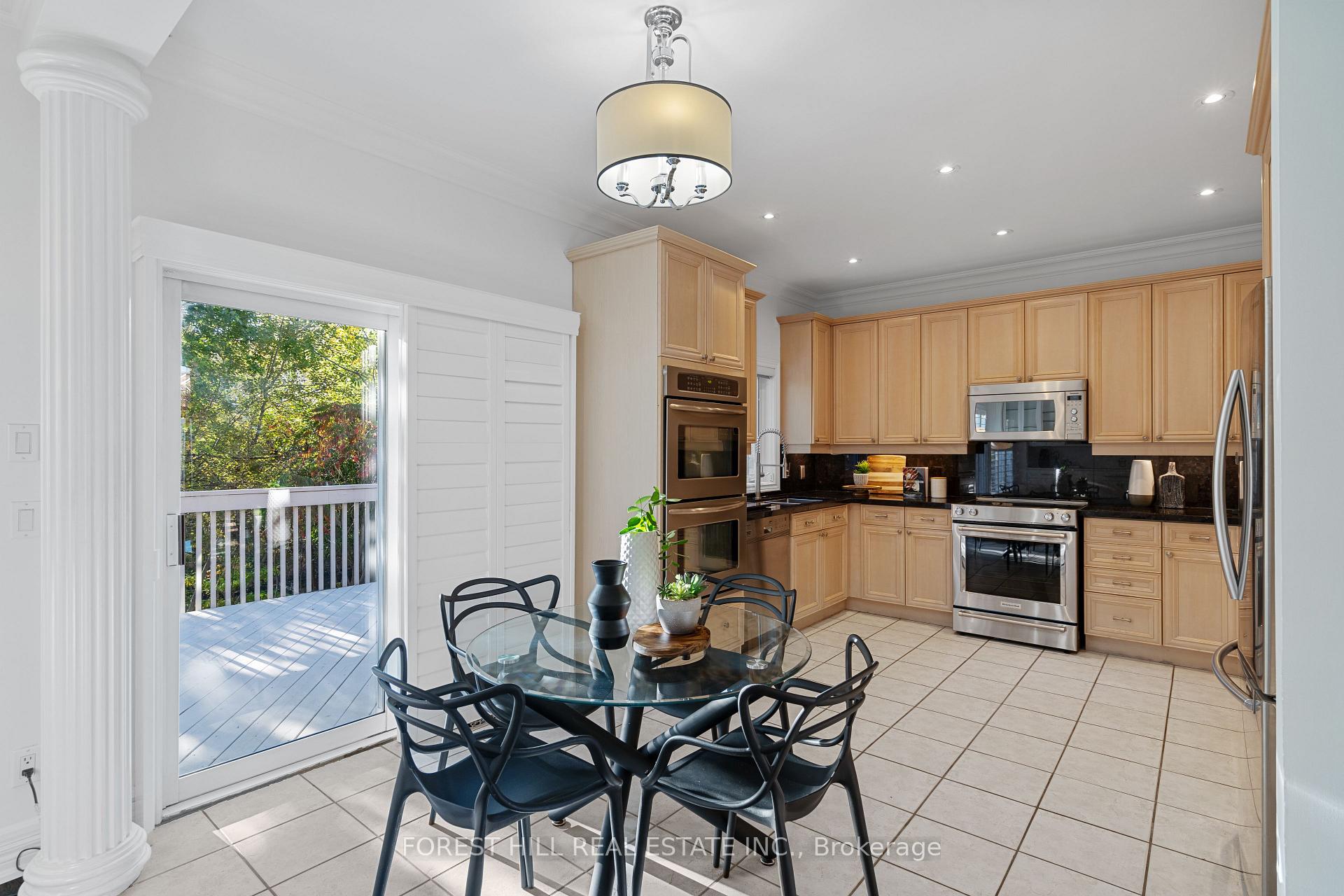 Photo 12 of 62 Kettle Court, Vaughan, Maple — HOMEH