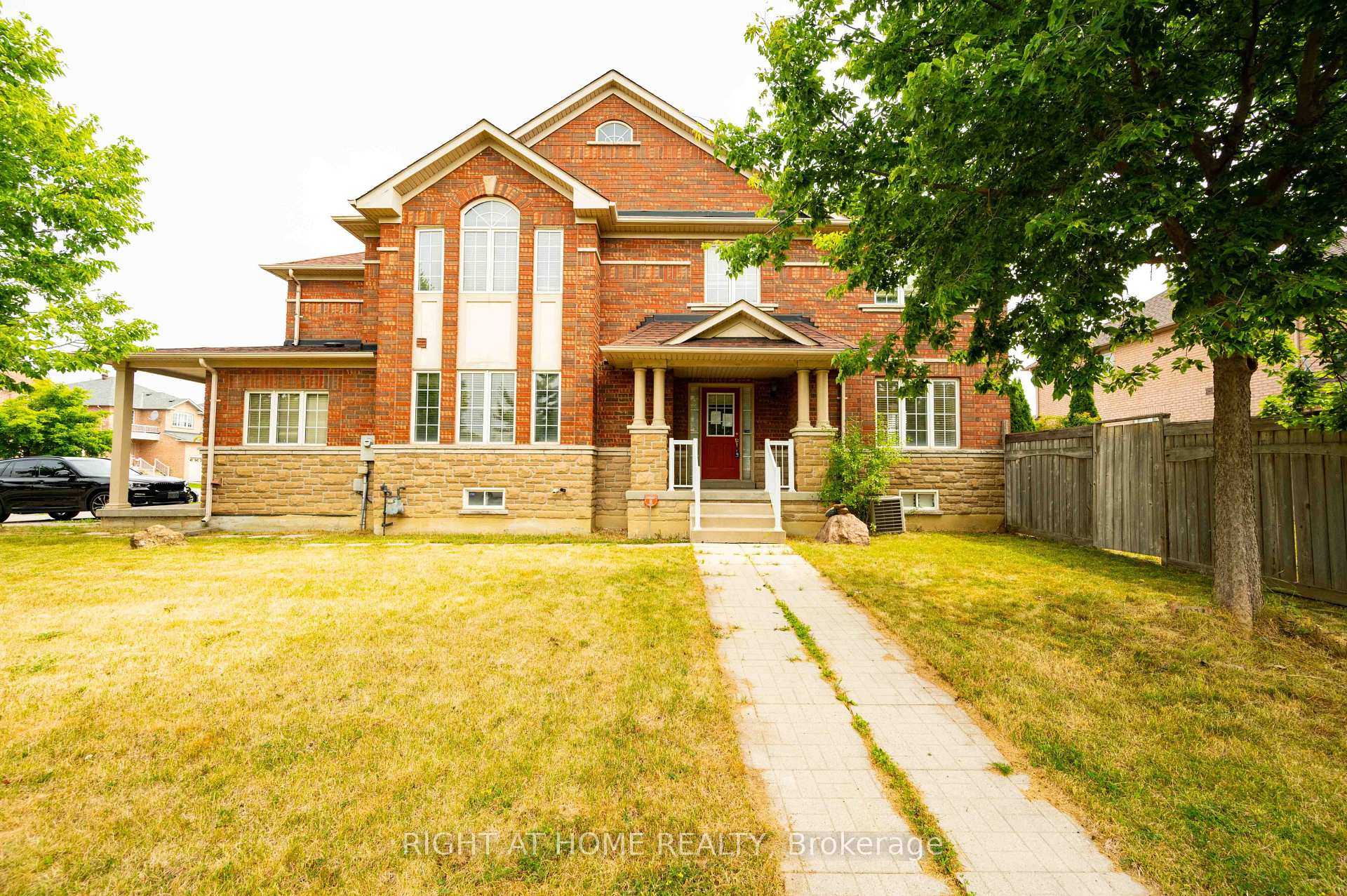 Photo 1 of 138 Zia Dodda Crescent, Brampton, Bram East — HOMEH