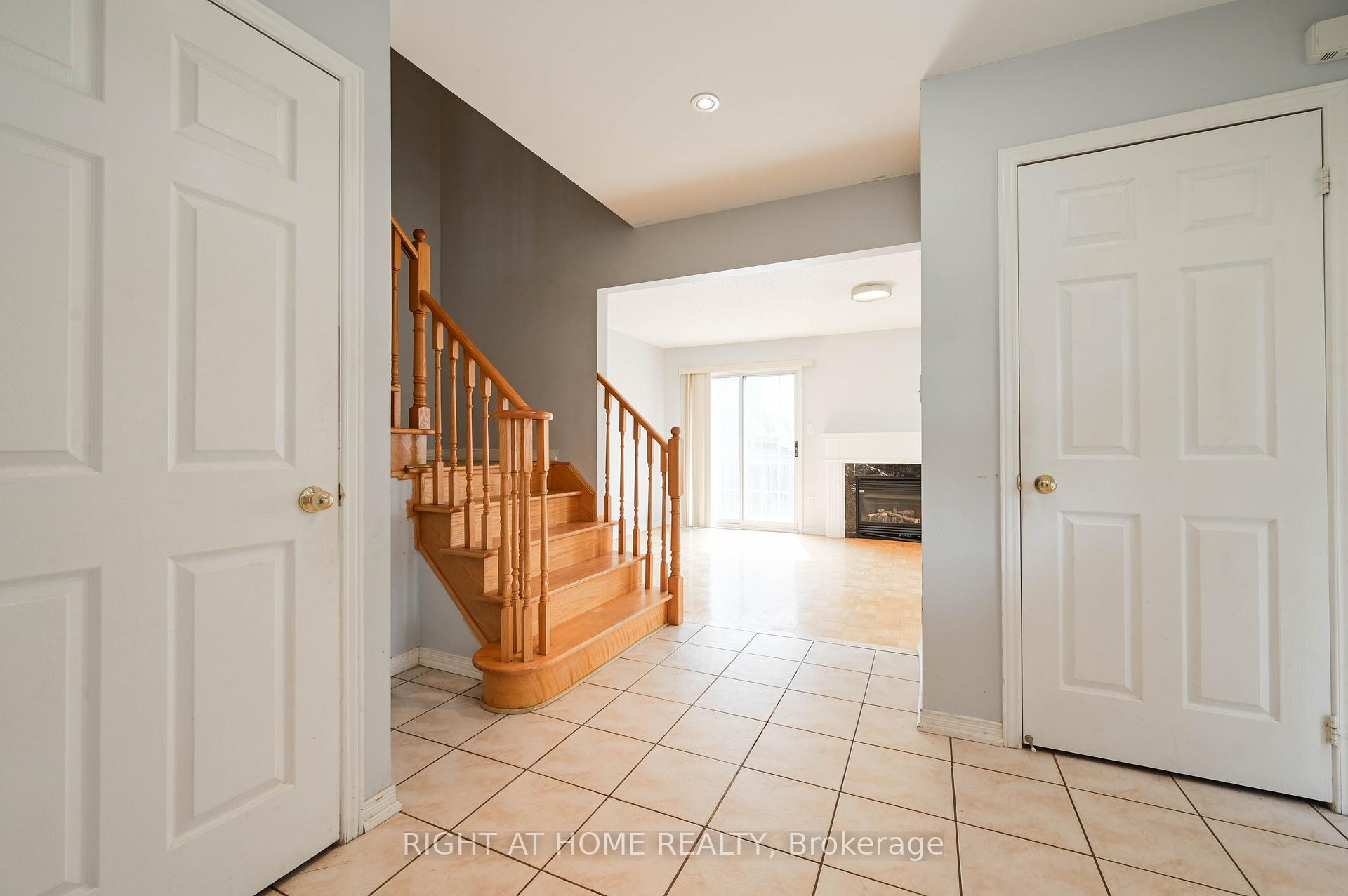 Photo 4 of 138 Zia Dodda Crescent, Brampton, Bram East — HOMEH