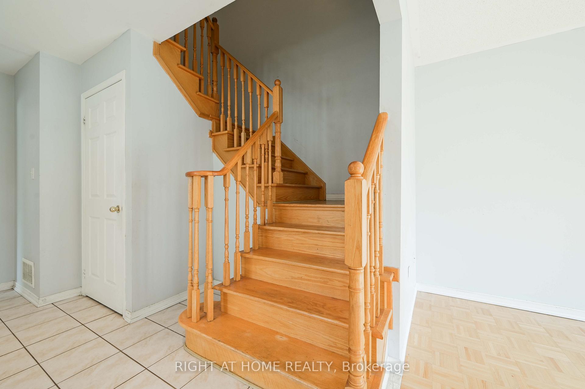 Photo 6 of 138 Zia Dodda Crescent, Brampton, Bram East — HOMEH