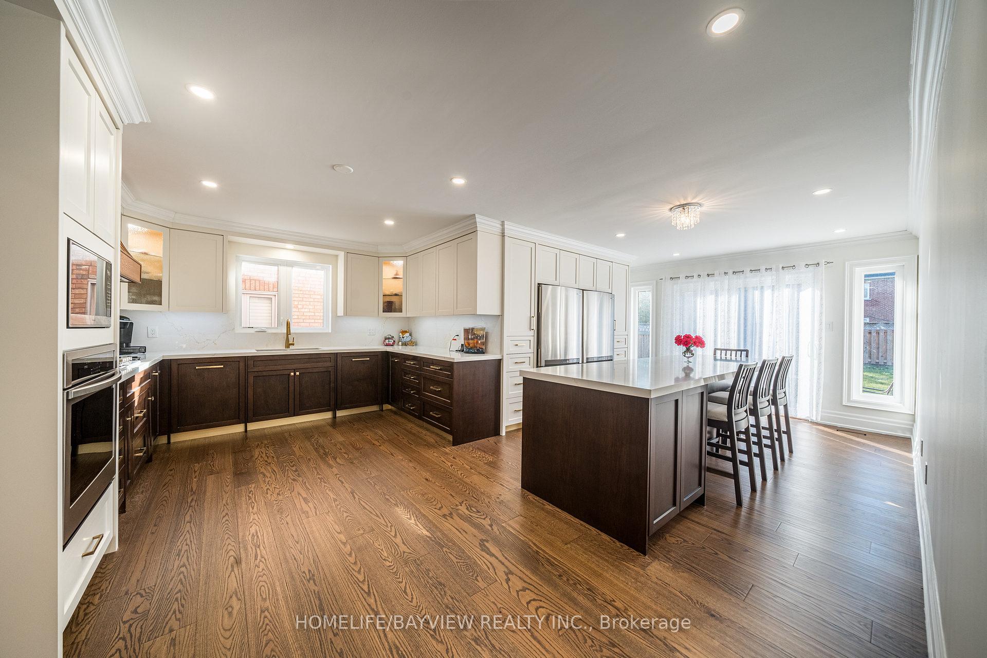 Photo 8 of 583 Velmar Drive, Vaughan, East Woodbridge — HOMEH